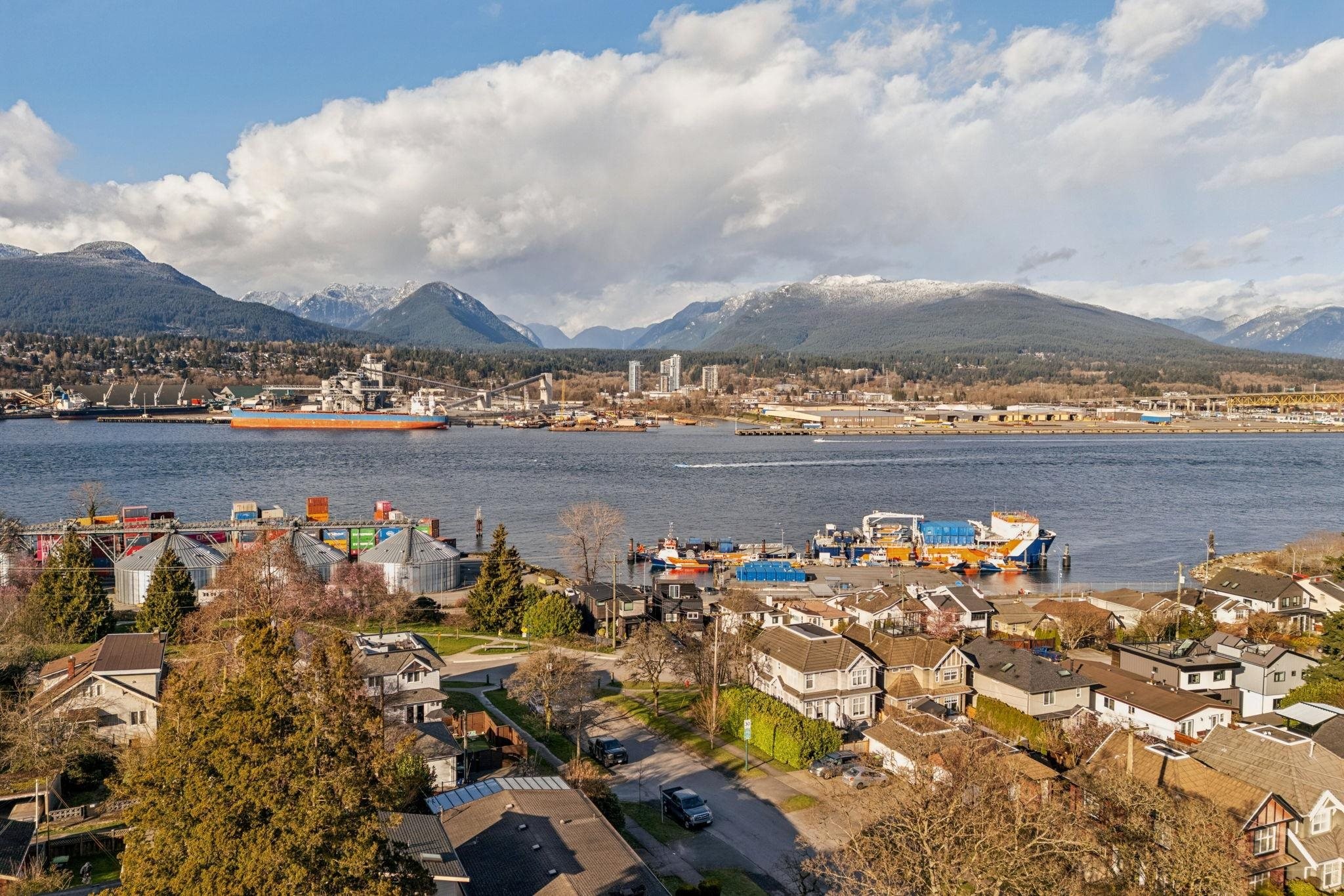 2798 Yale Street, Vancouver, BC