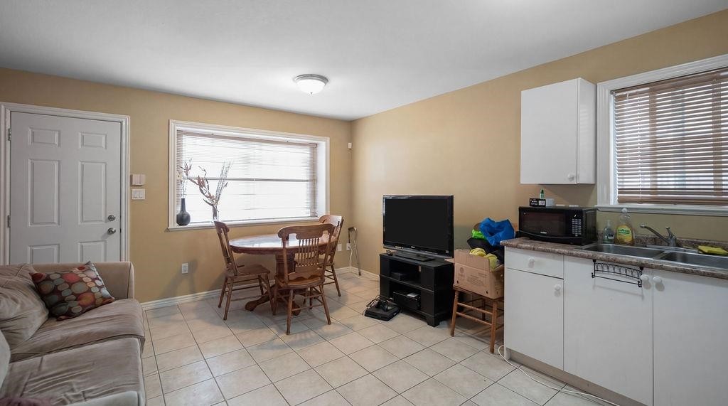 968 31St Avenue E, Vancouver, BC