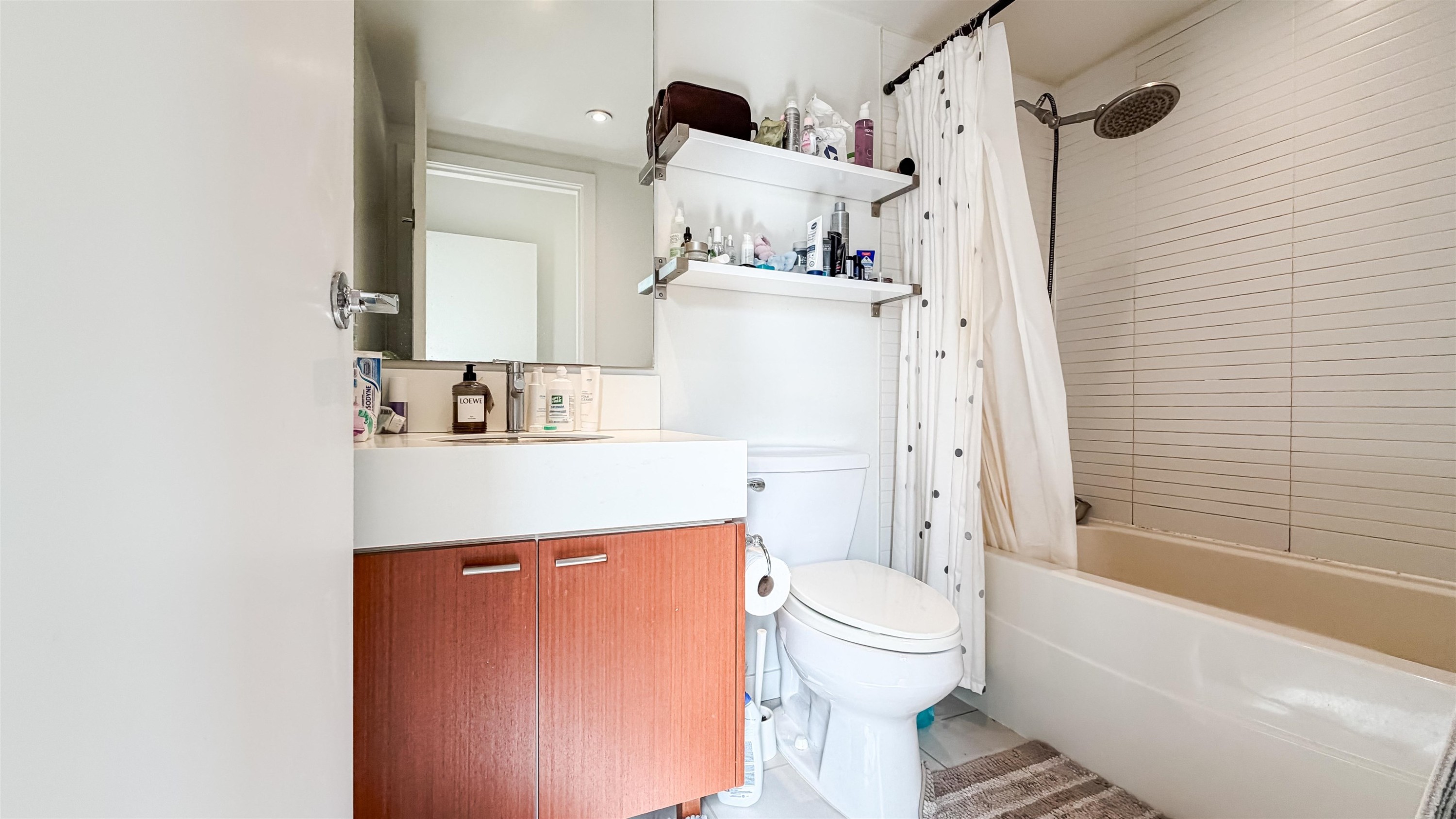 390 11Th Avenue E, Vancouver, BC