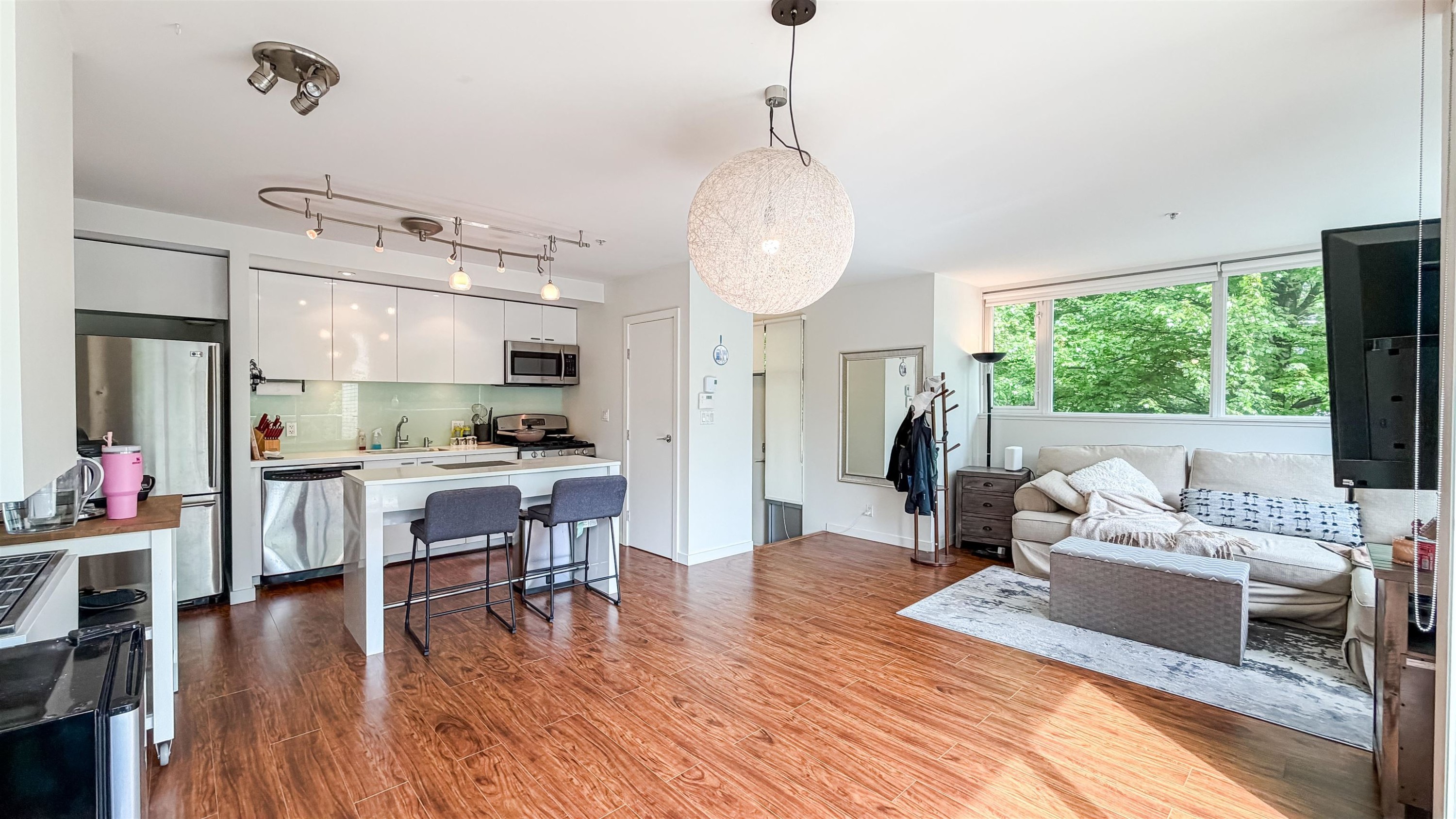 390 11Th Avenue E, Vancouver, BC
