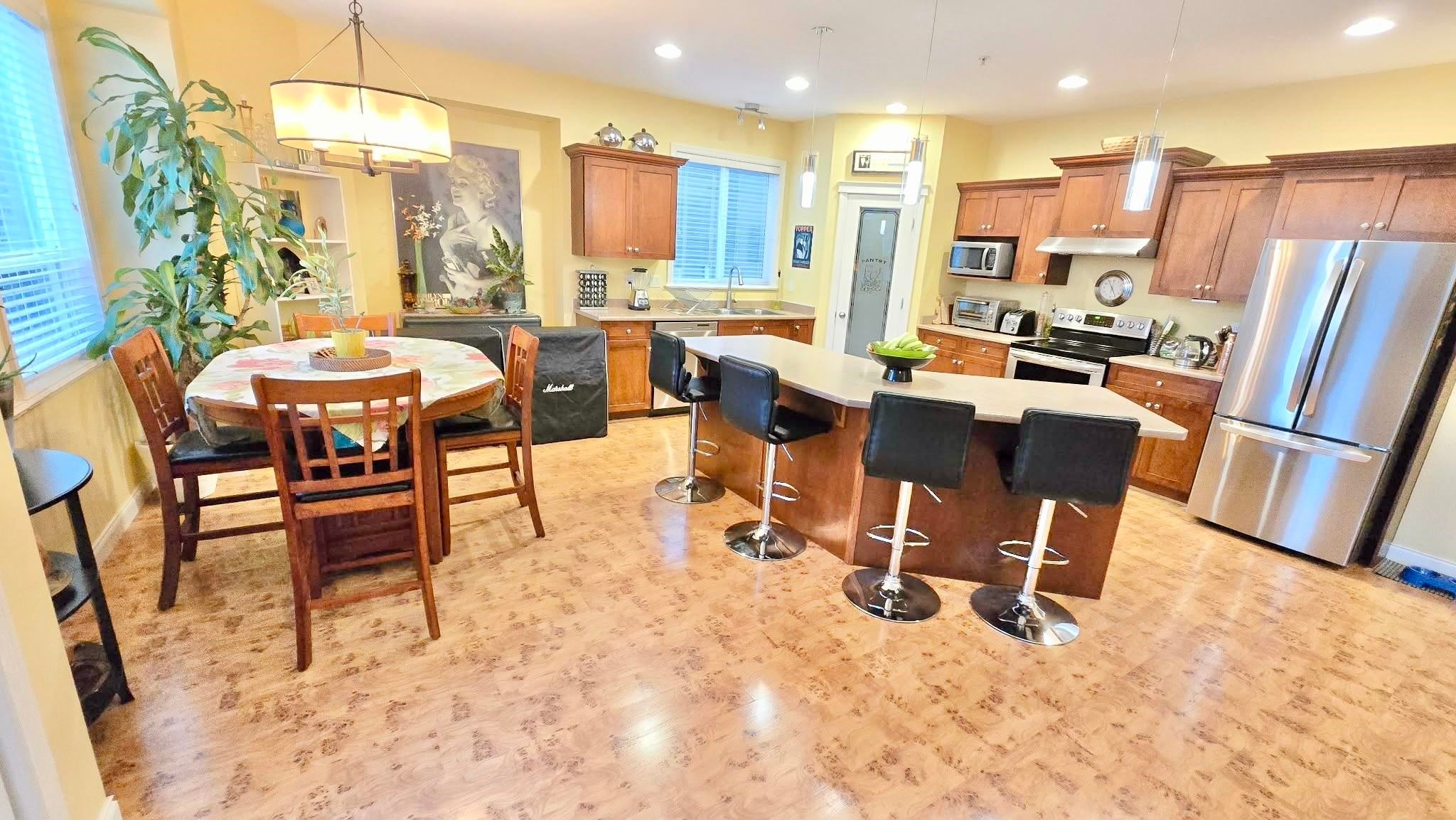 116-21868 Lougheed Highway, Maple Ridge, BC