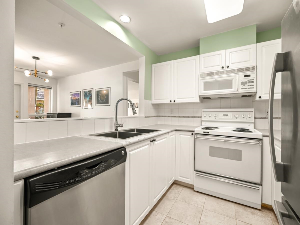 102-3770 Thurston Street, Burnaby, BC