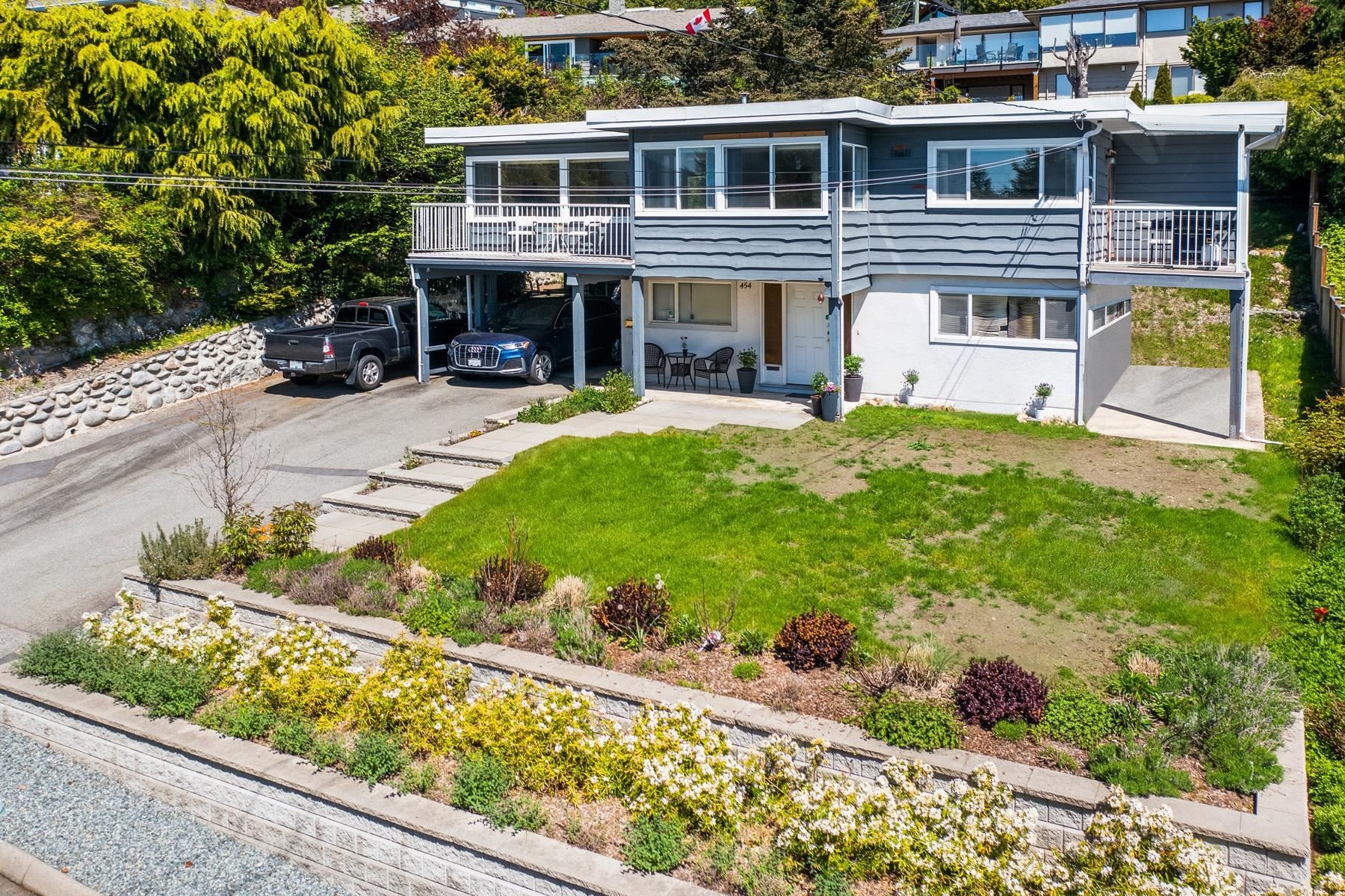 454 Monteray Avenue, North Vancouver, BC