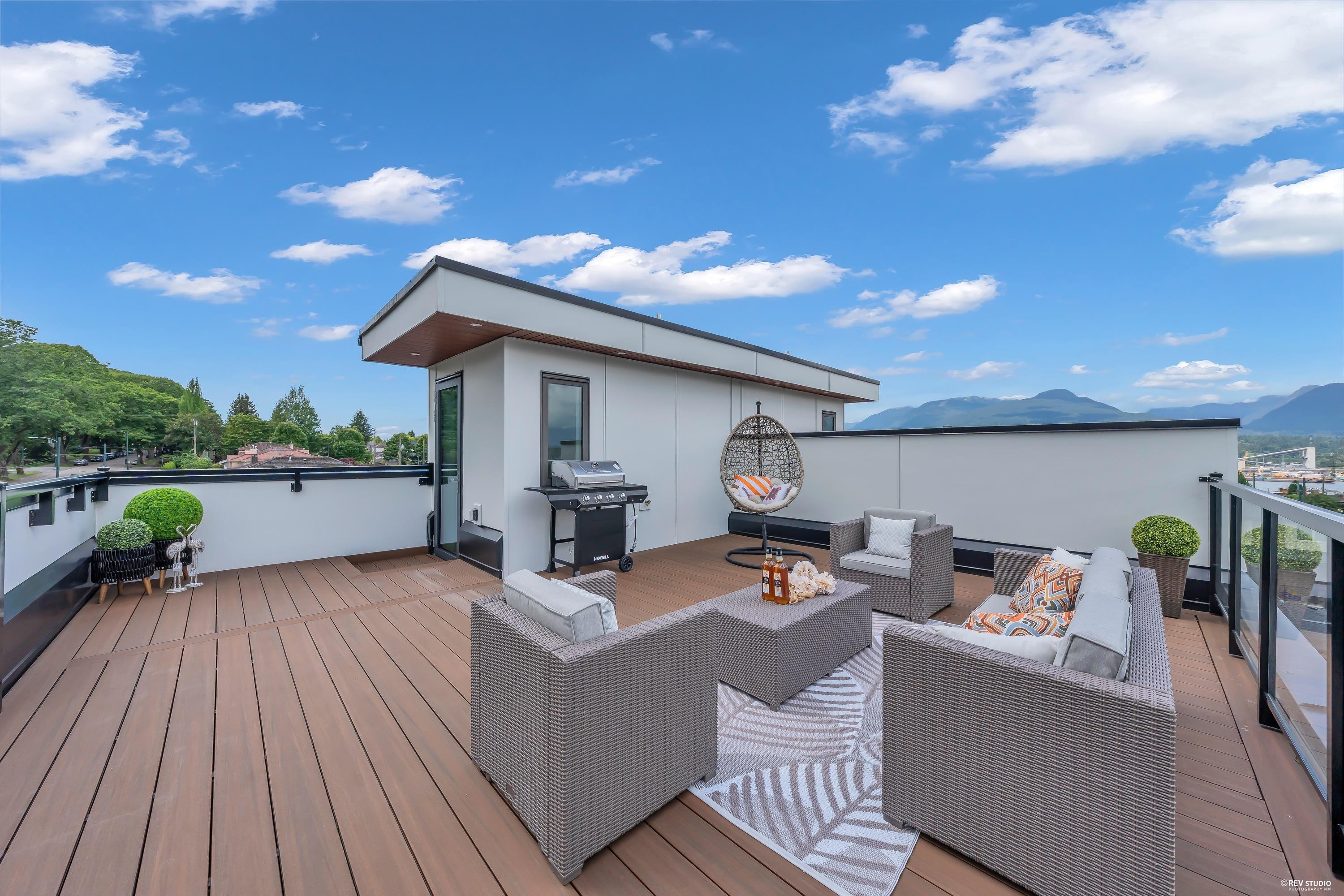 2-2893 Eton Street, Vancouver, BC
