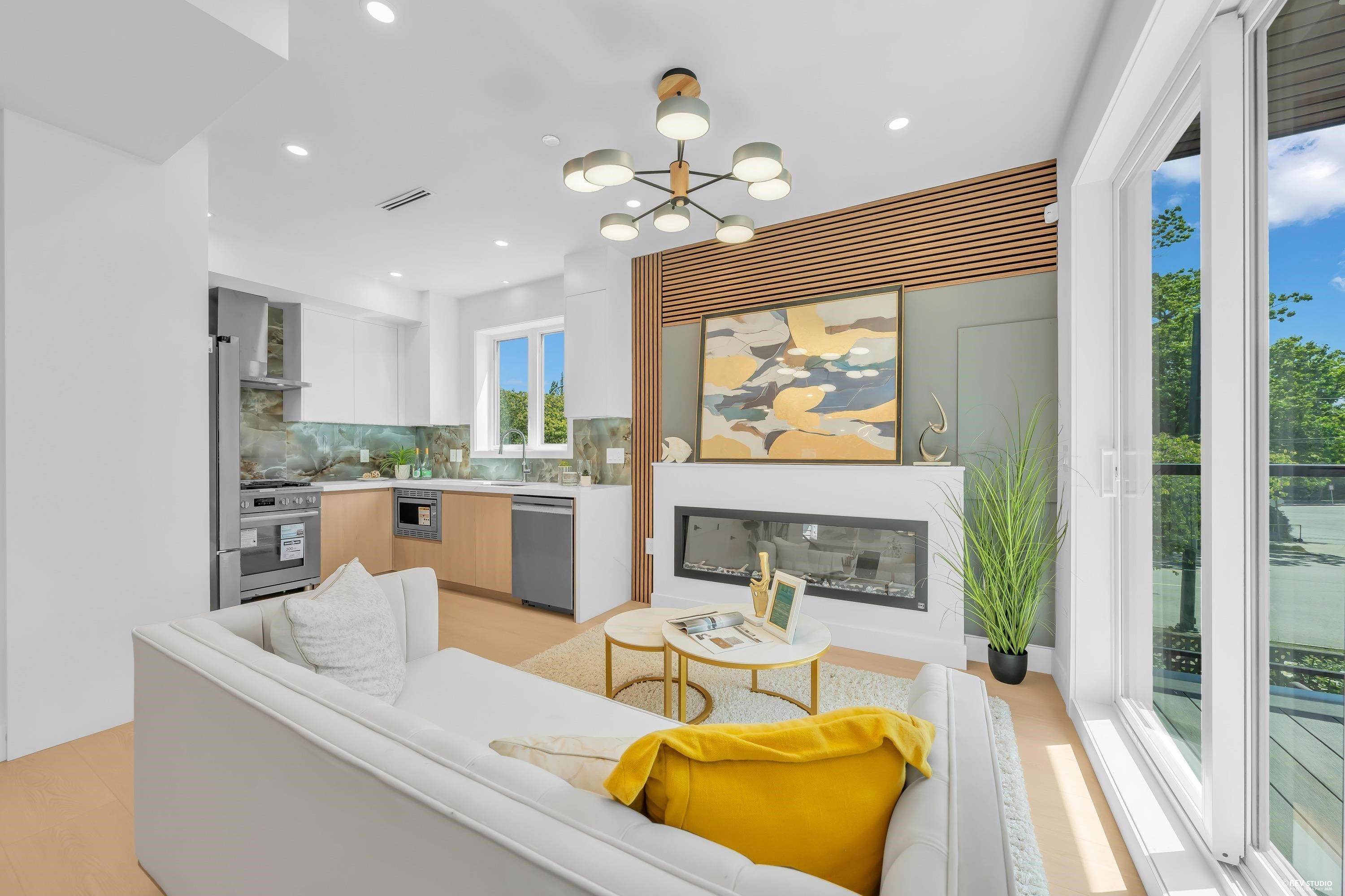 2-2893 Eton Street, Vancouver, BC