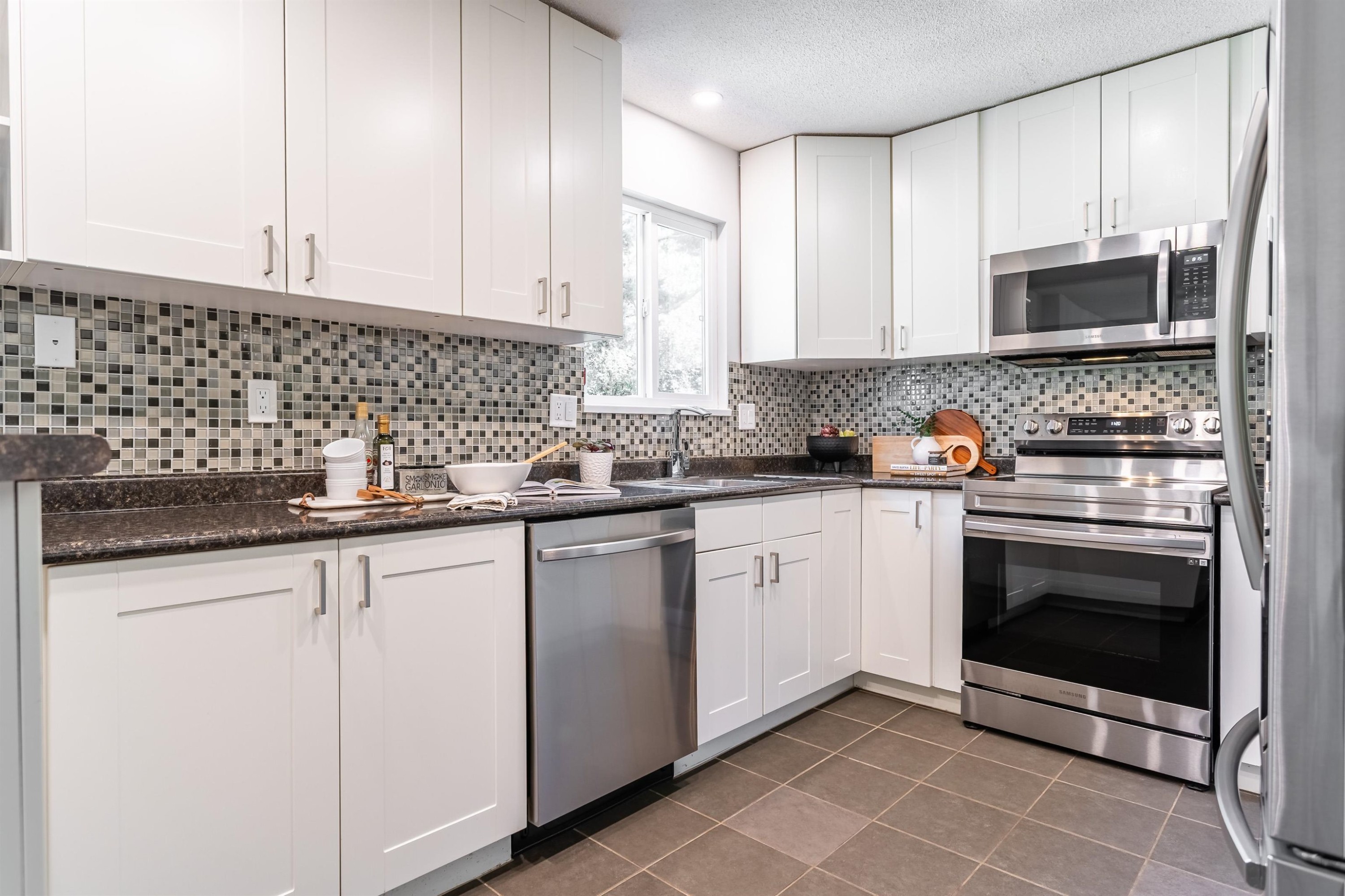 20823 River Road, Maple Ridge, BC