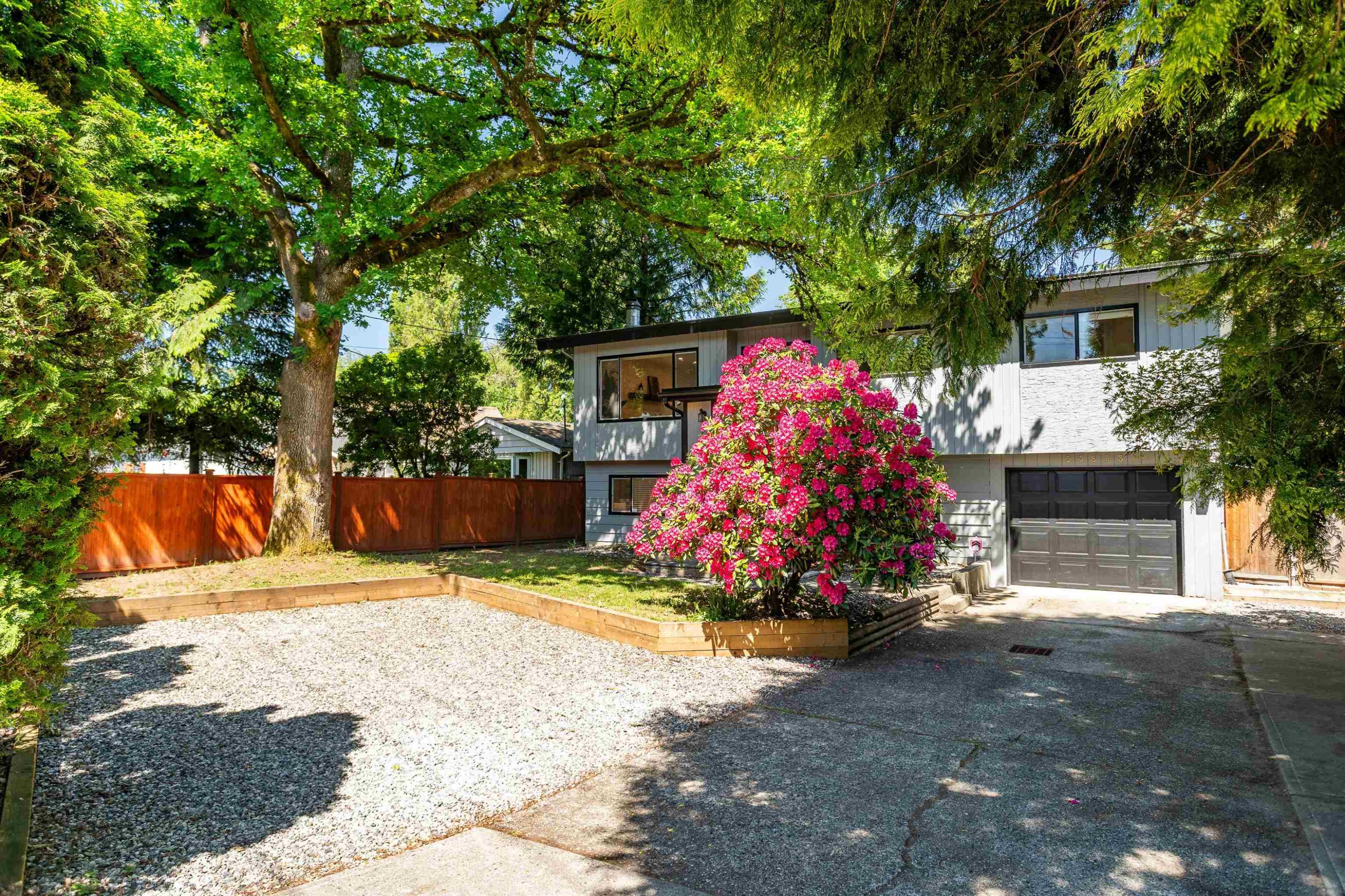 20823 River Road, Maple Ridge, BC