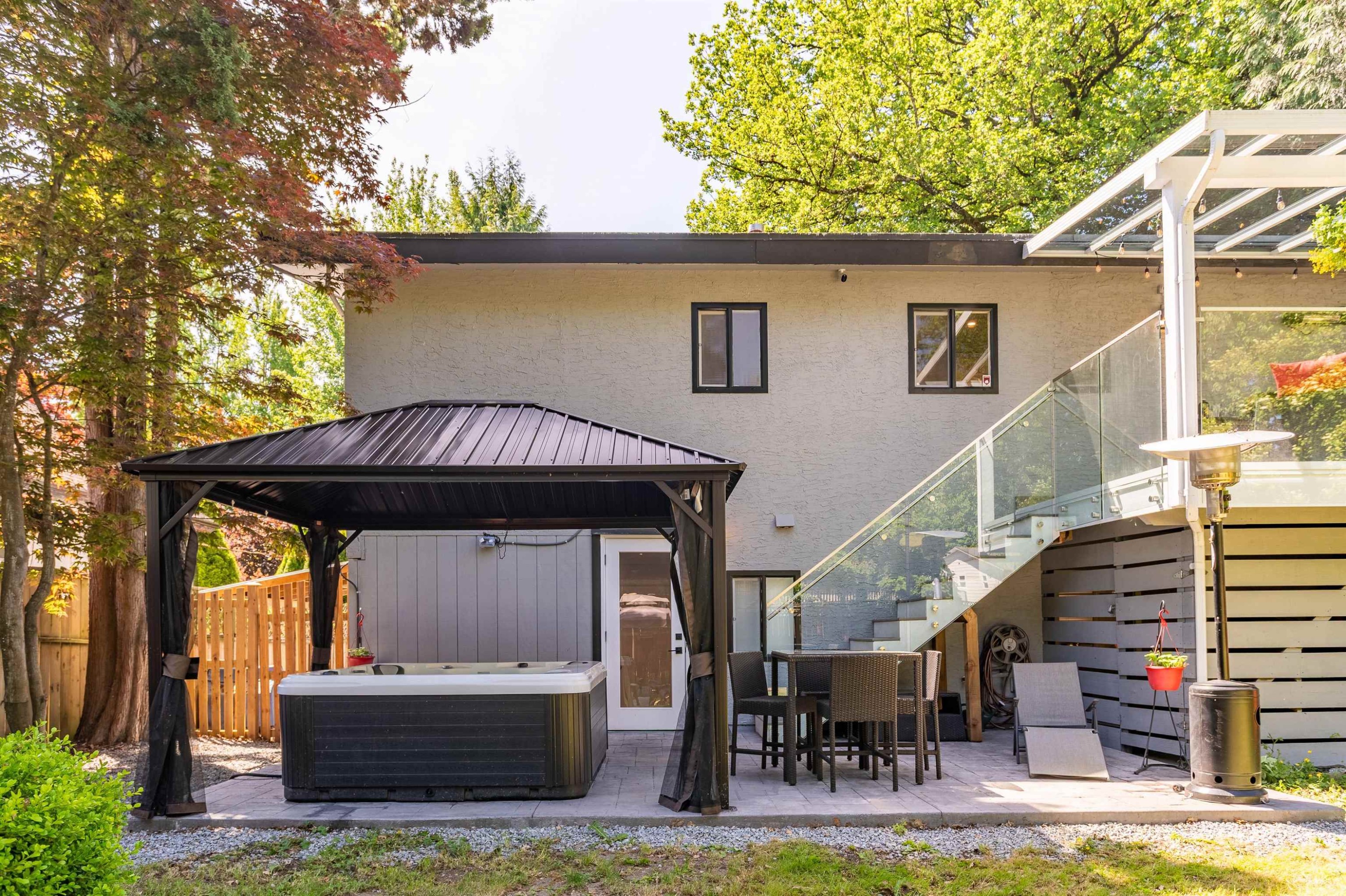 20823 River Road, Maple Ridge, BC