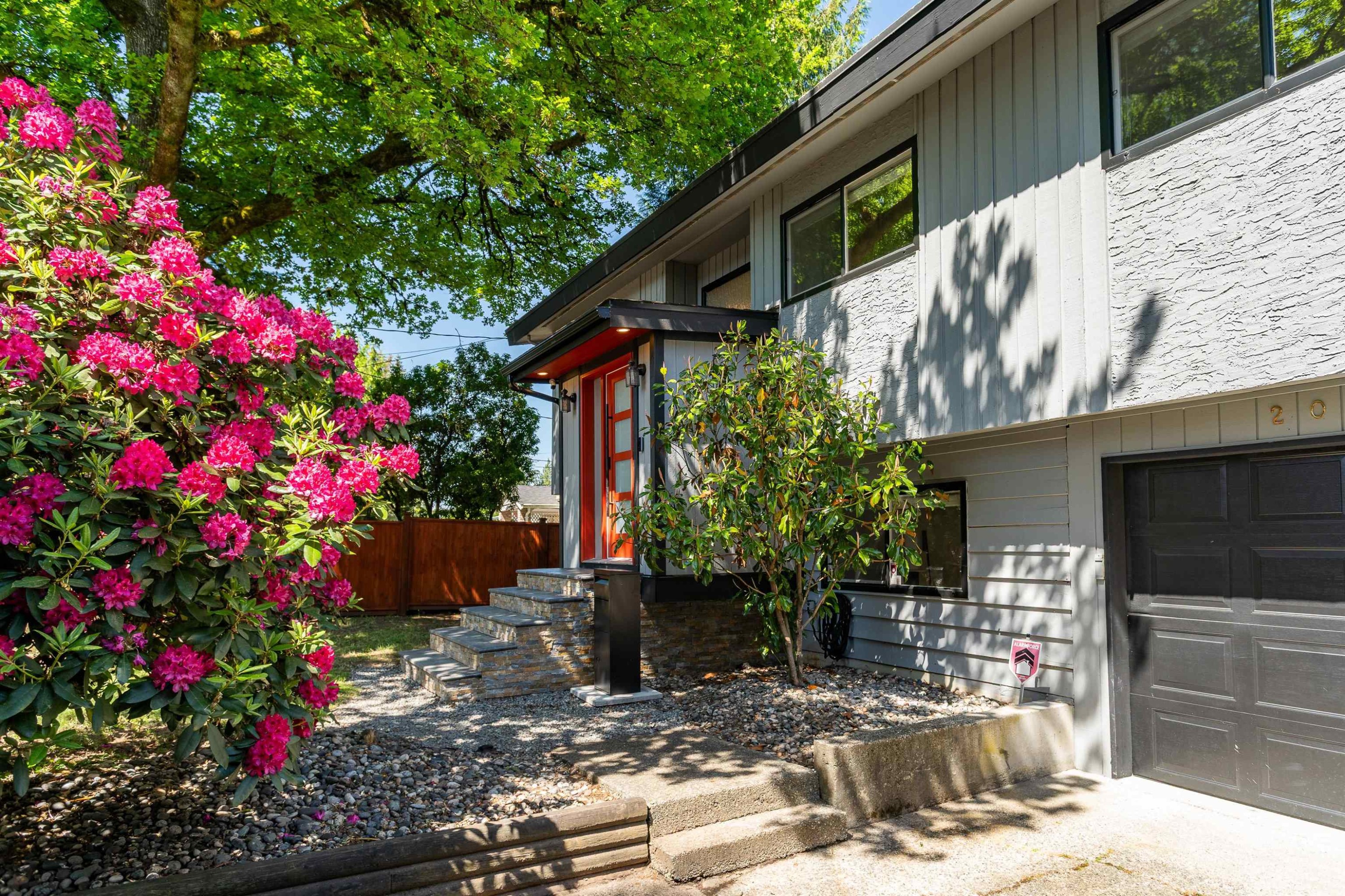 20823 River Road, Maple Ridge, BC