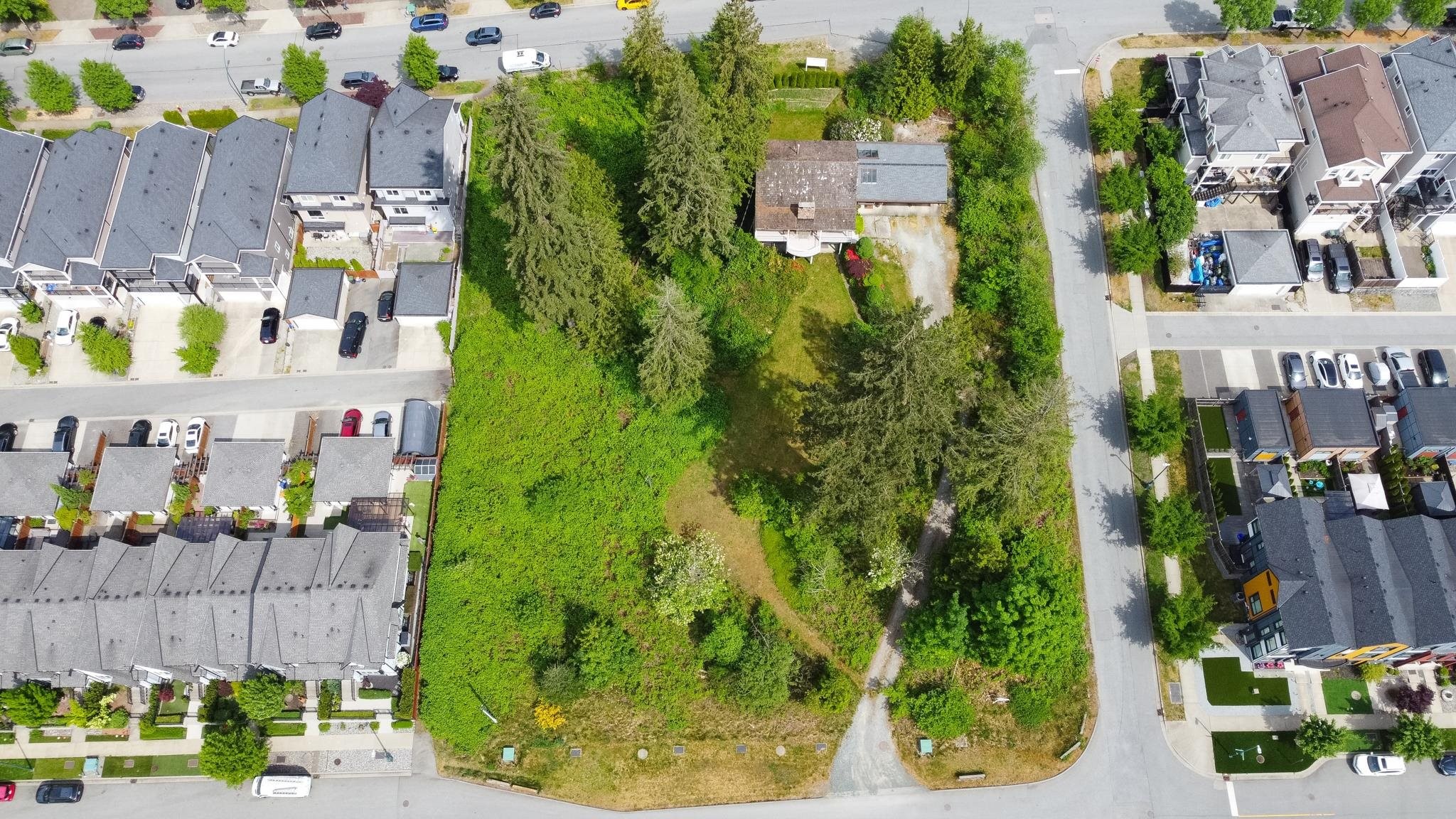 3417 Roxton Avenue E, Coquitlam, BC