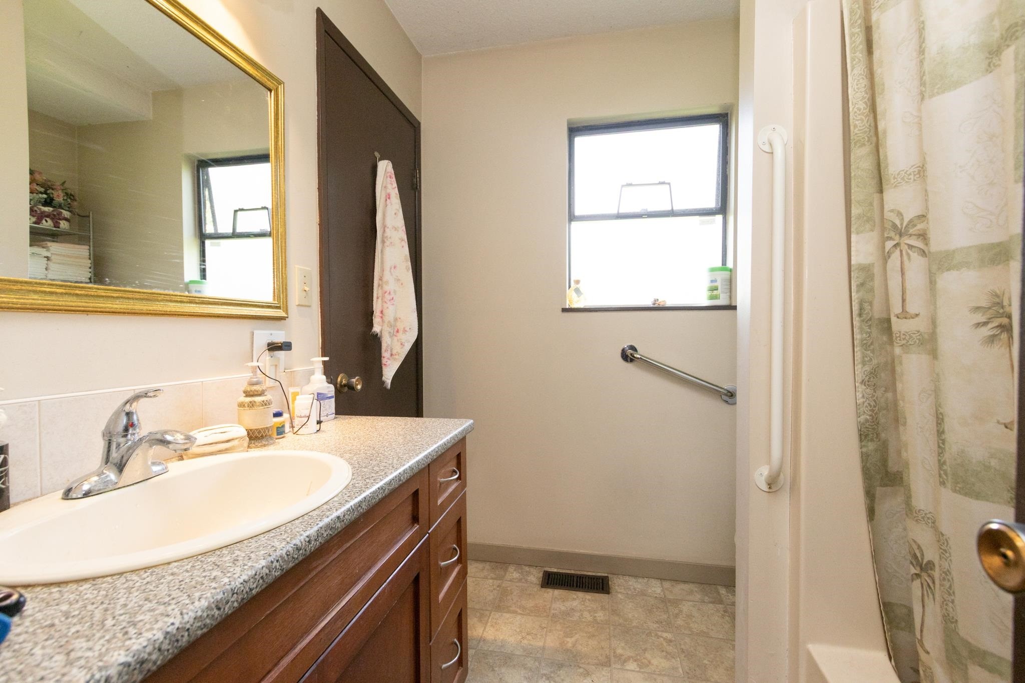 3417 Roxton Avenue E, Coquitlam, BC