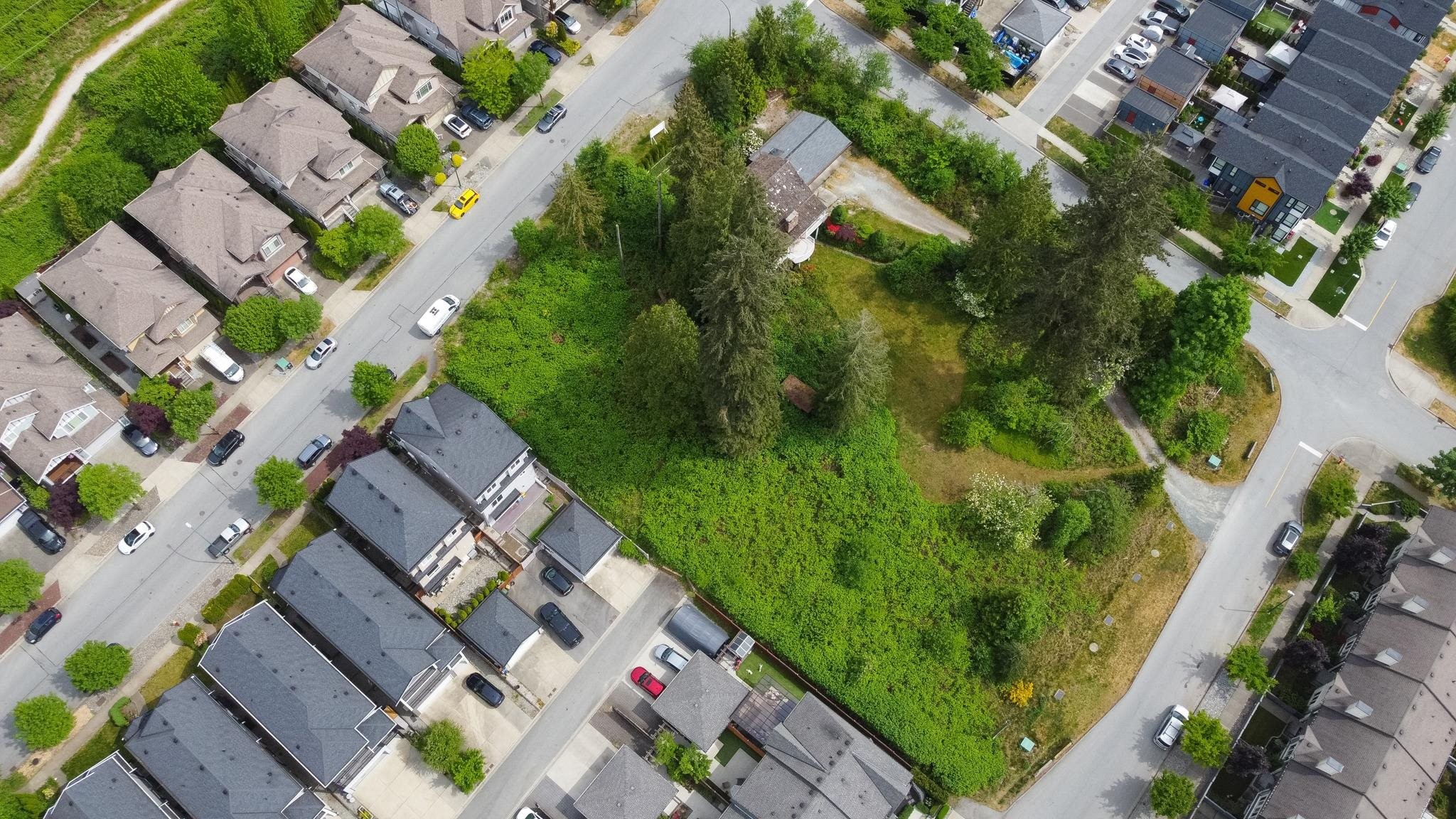 3417 Roxton Avenue E, Coquitlam, BC