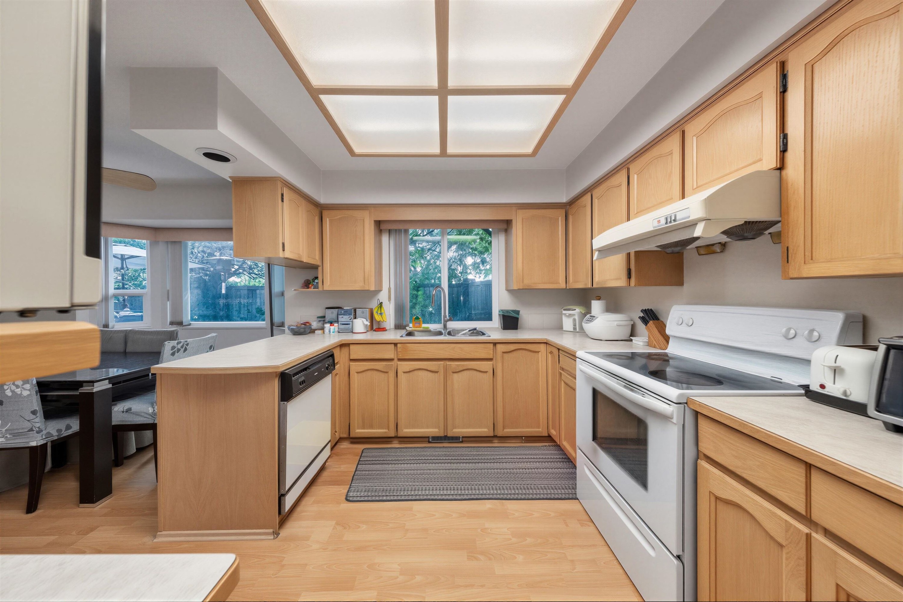 3830 Mckay Drive, Richmond, BC