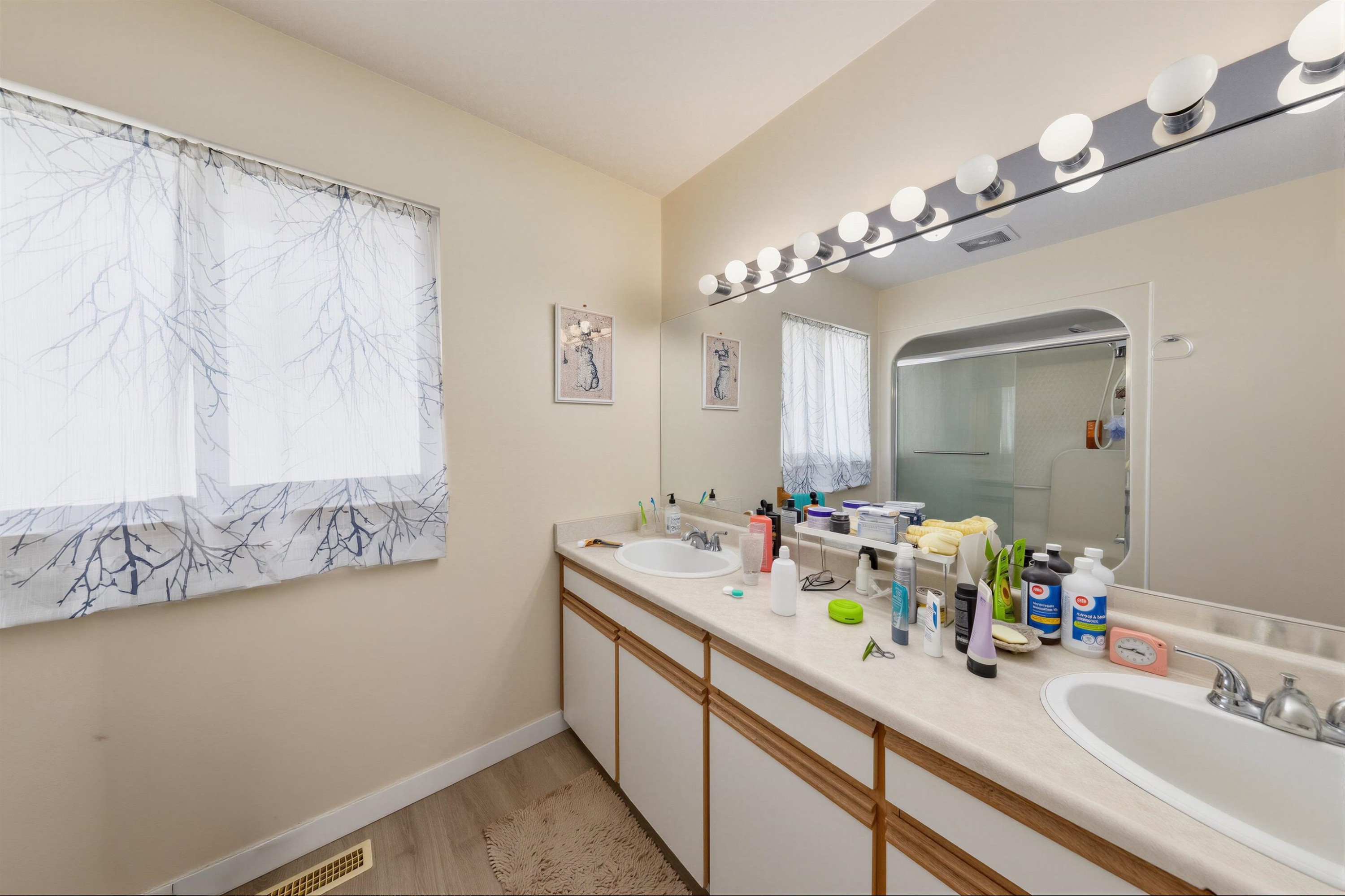 3830 Mckay Drive, Richmond, BC
