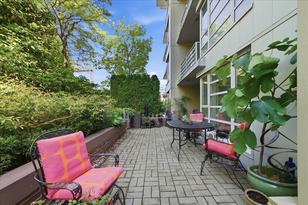 310-2137 10Th Avenue W, Vancouver, BC
