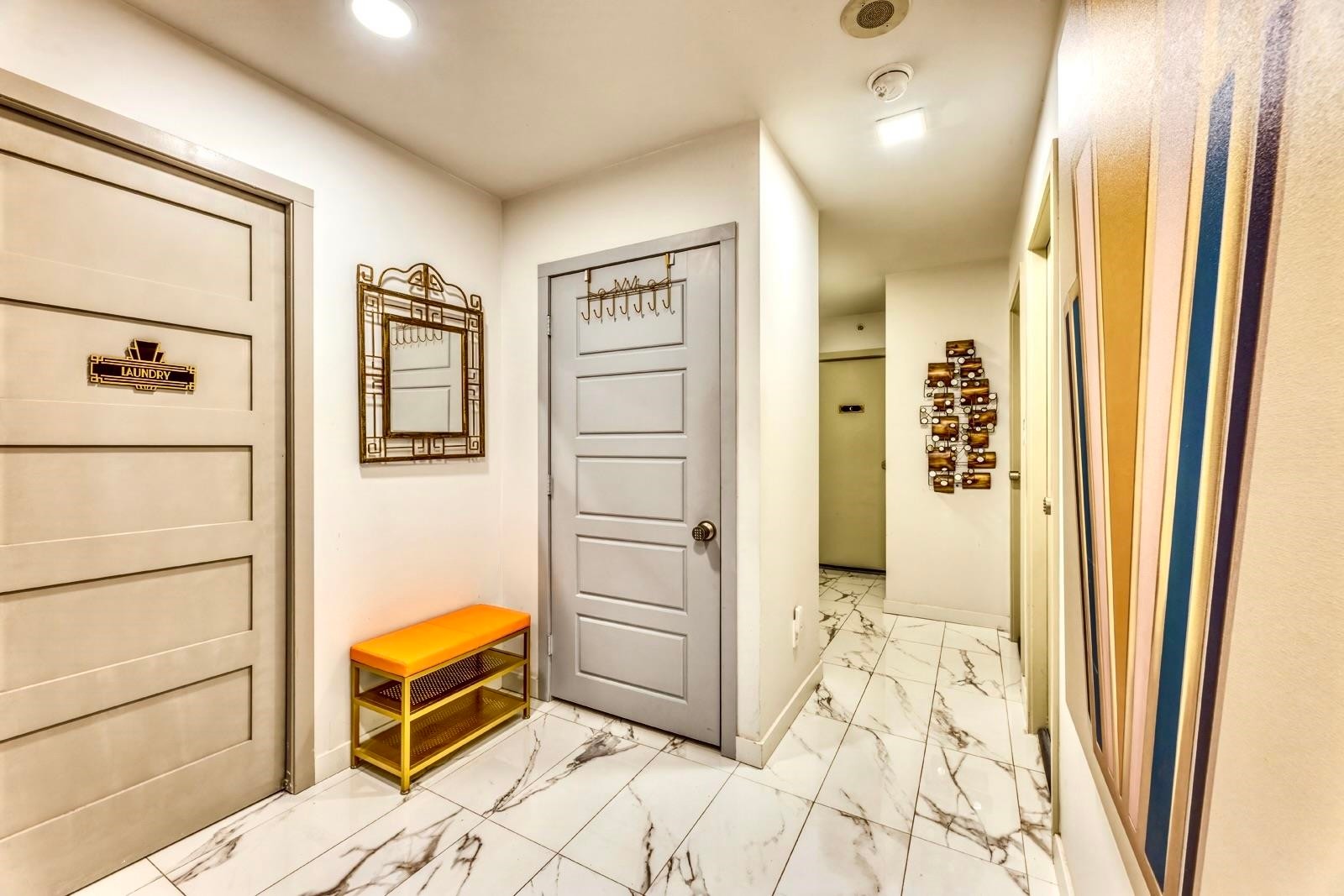 704-2468 Broadway E, Vancouver, BC