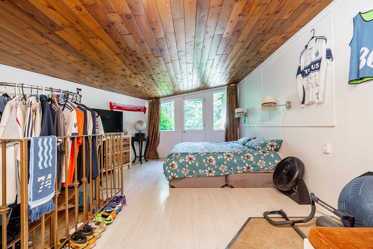 23942 Fern Crescent, Maple Ridge, BC