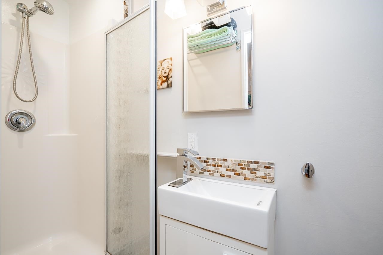 23942 Fern Crescent, Maple Ridge, BC