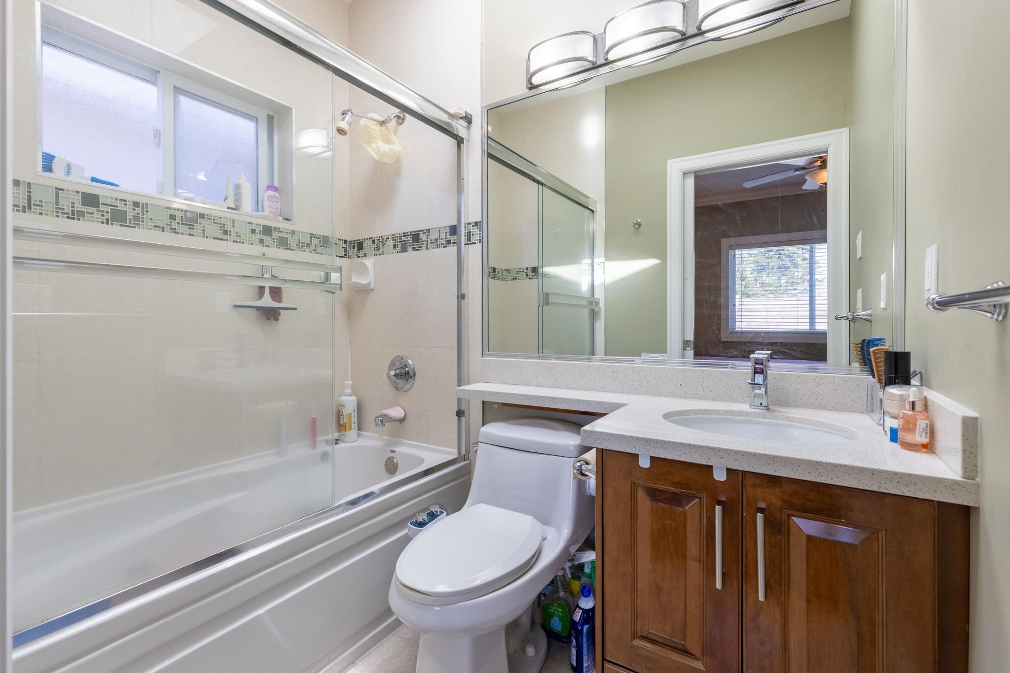 2643 8Th Avenue E, Vancouver, BC