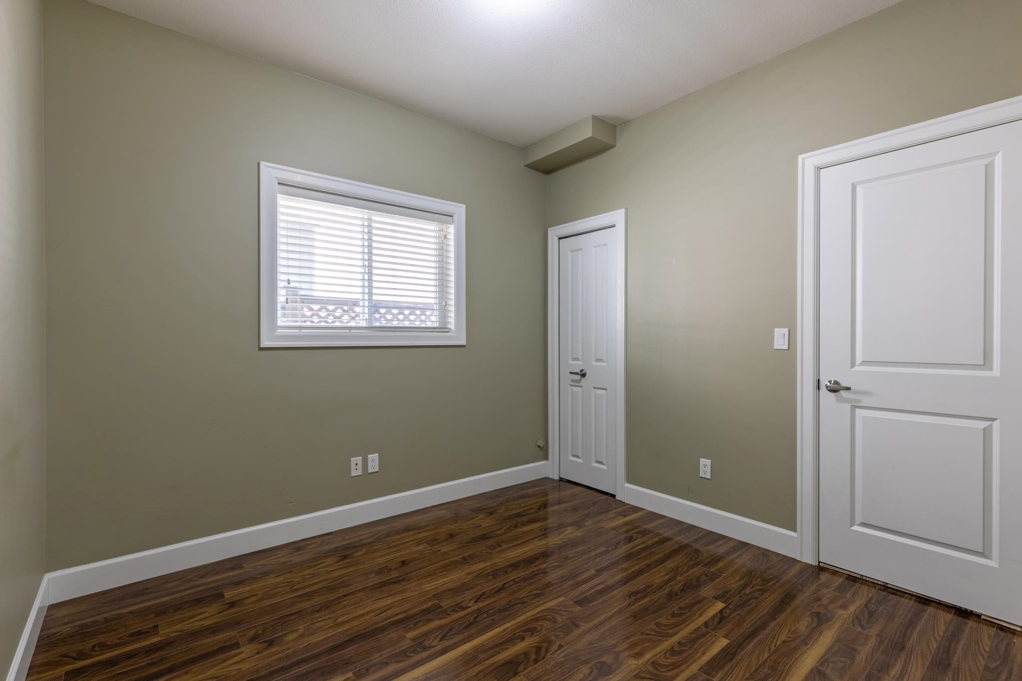 2643 8Th Avenue E, Vancouver, BC