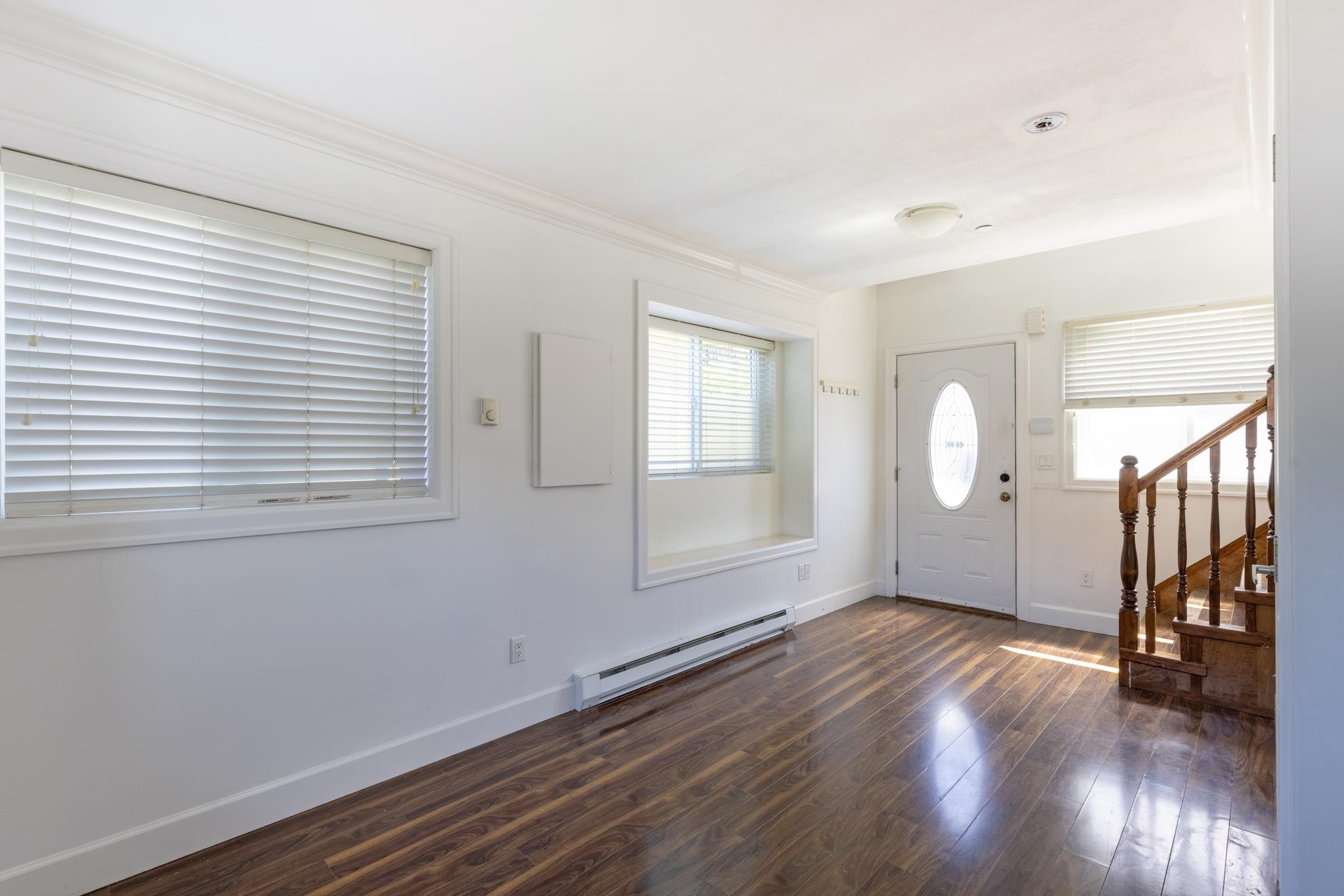 2643 8Th Avenue E, Vancouver, BC