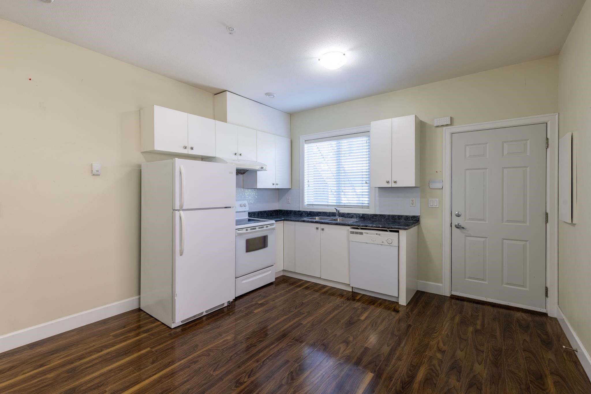 2643 8Th Avenue E, Vancouver, BC