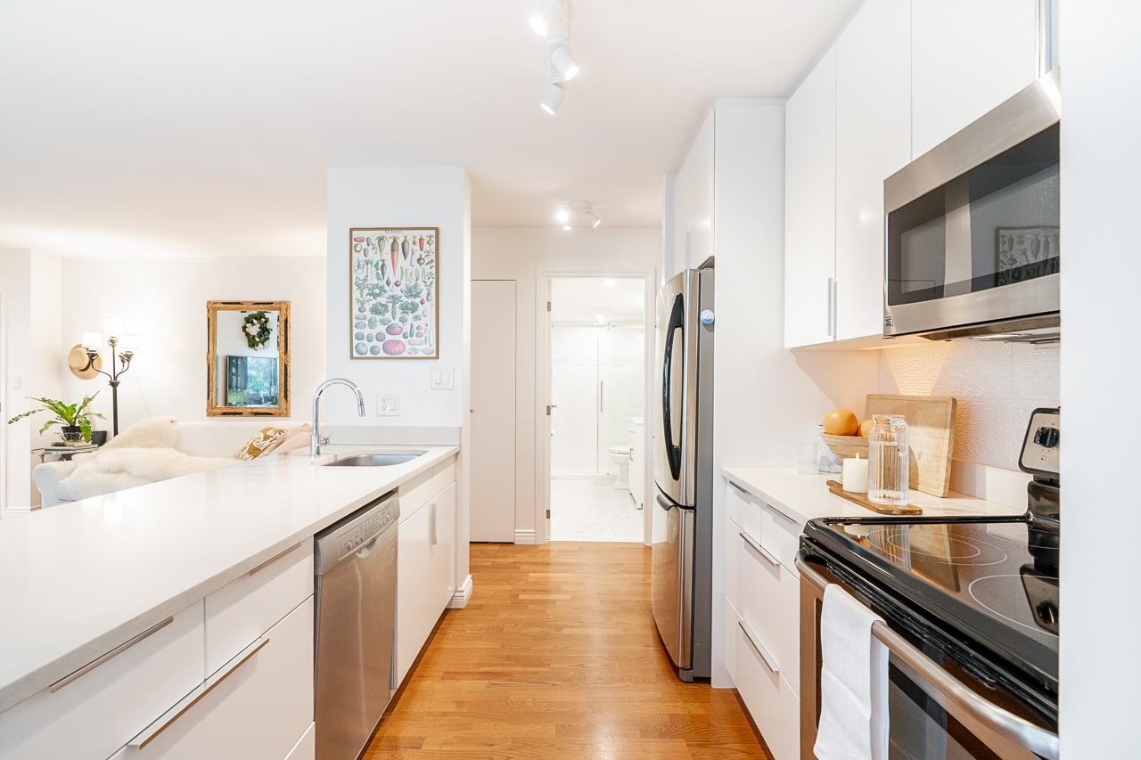 605-1510 1St Avenue W, Vancouver, BC