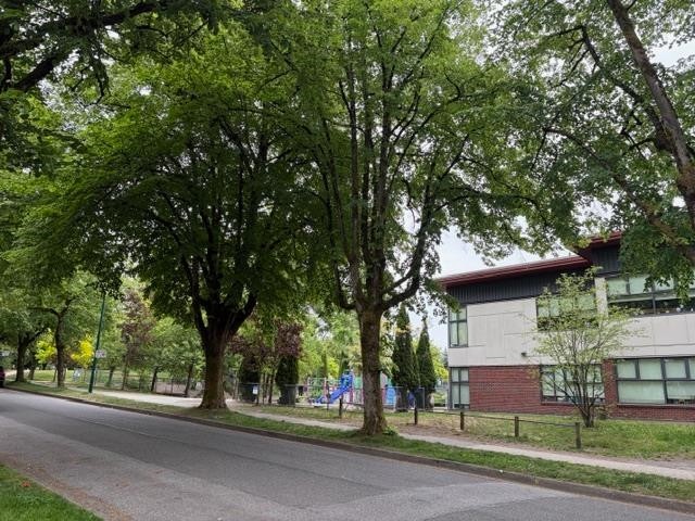 1166 16Th Avenue E, Vancouver, BC