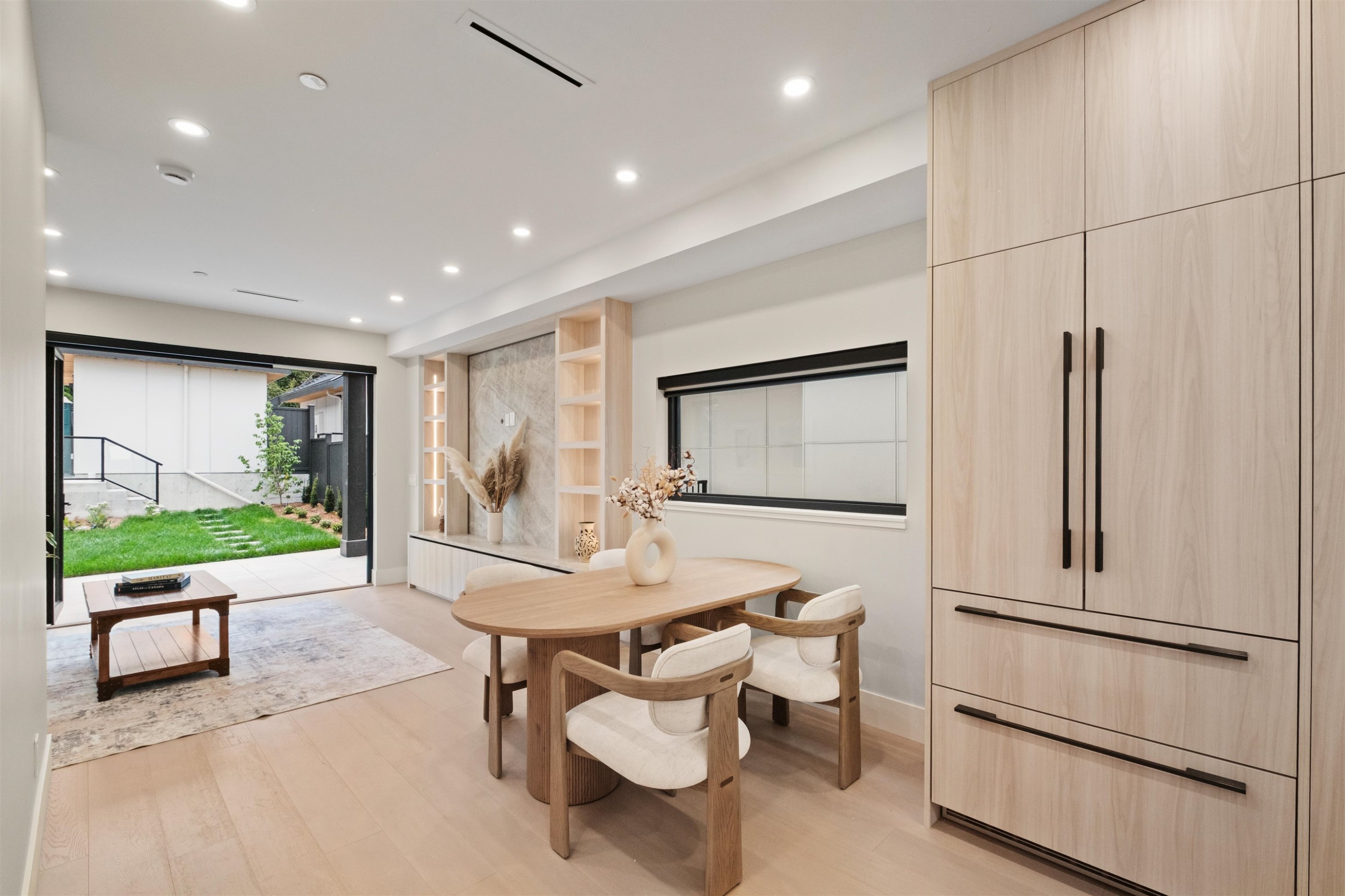 502 5Th Street E, North Vancouver, BC