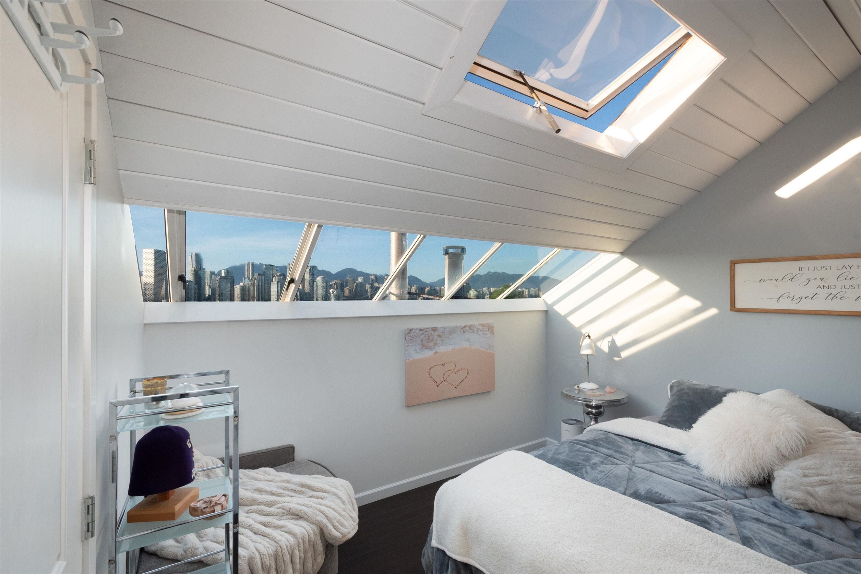 1167 8Th Avenue W, Vancouver, BC