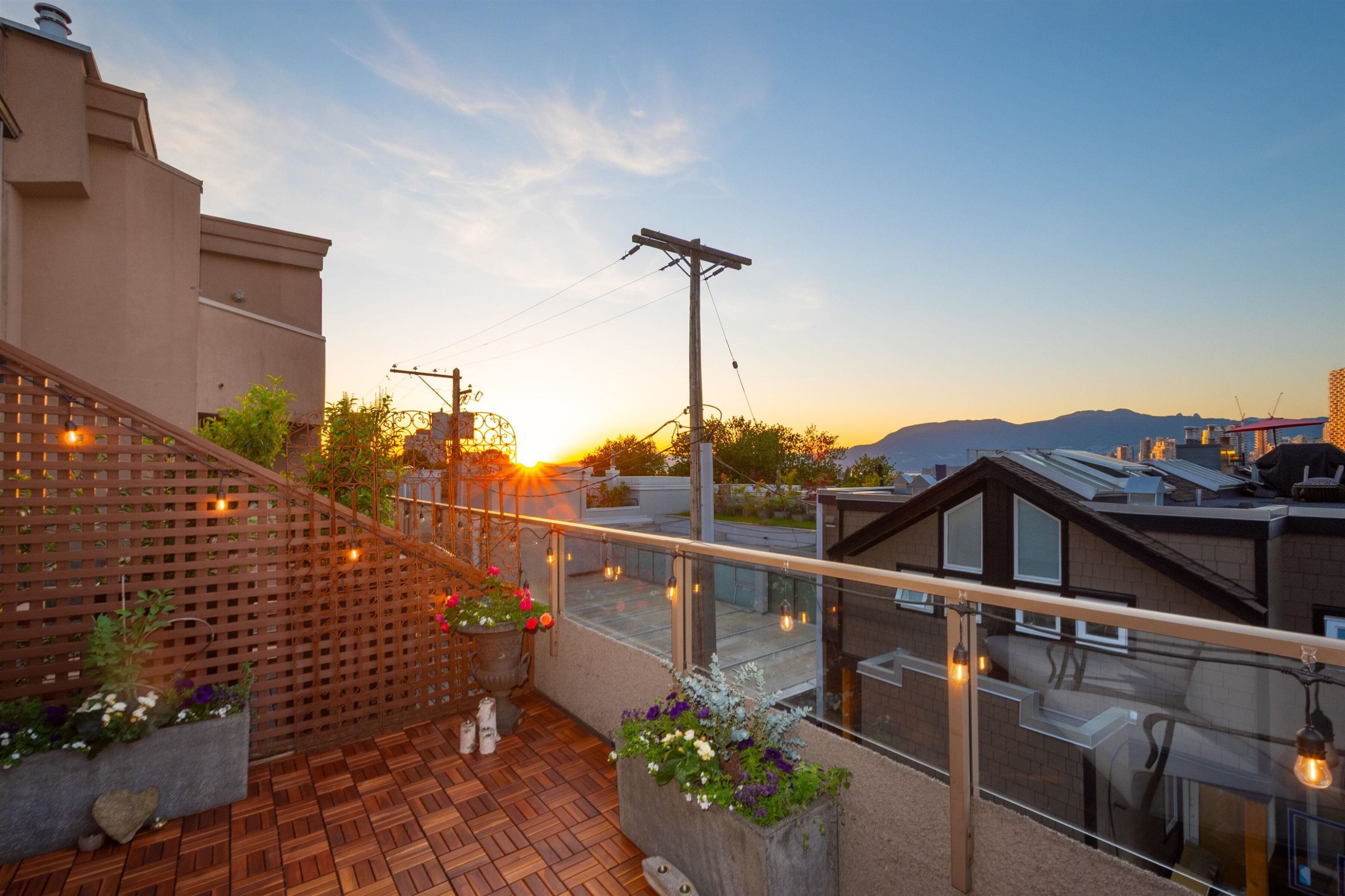 1167 8Th Avenue W, Vancouver, BC