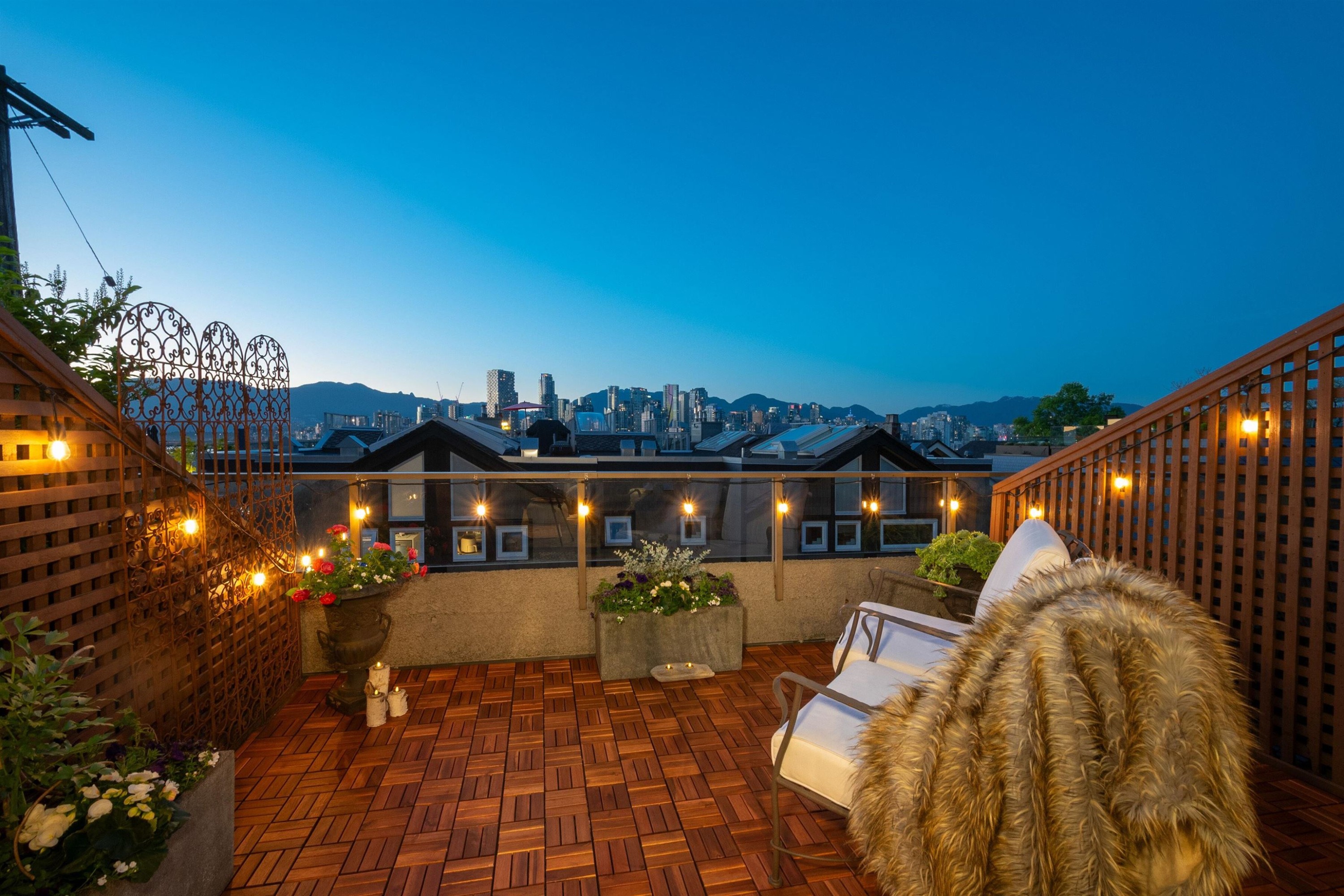1167 8Th Avenue W, Vancouver, BC