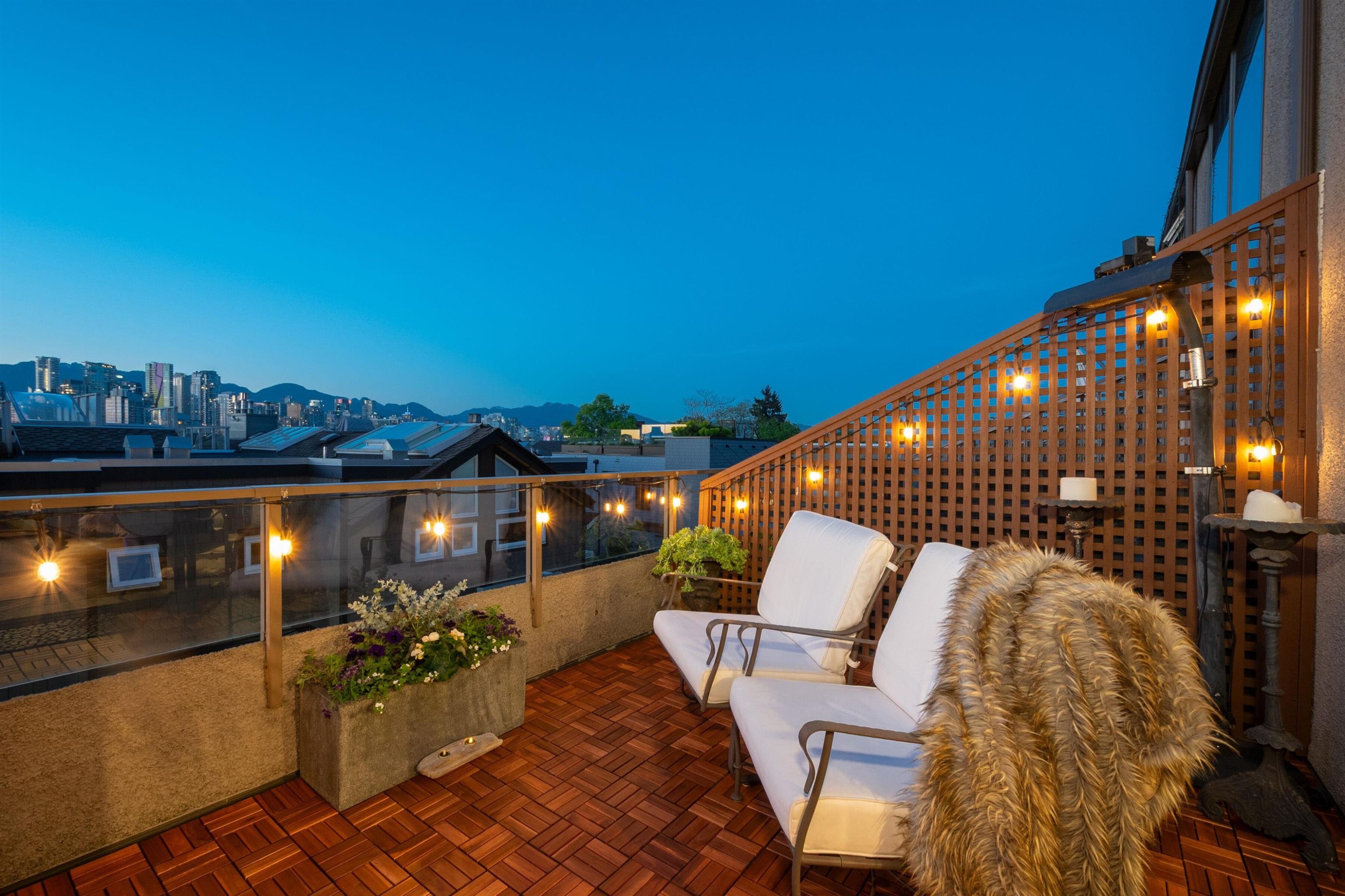 1167 8Th Avenue W, Vancouver, BC