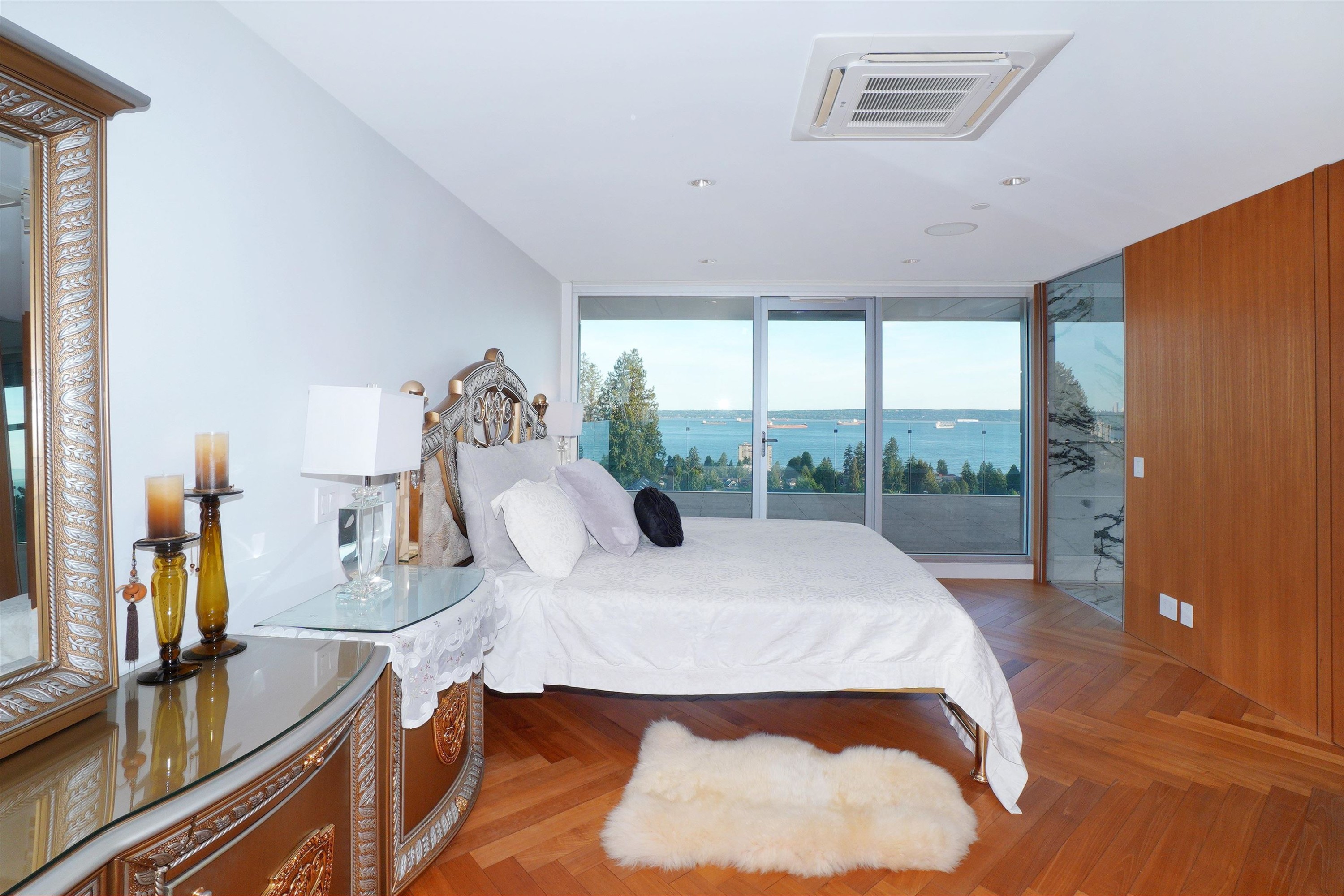 2370 Palmerston Avenue, West Vancouver, BC