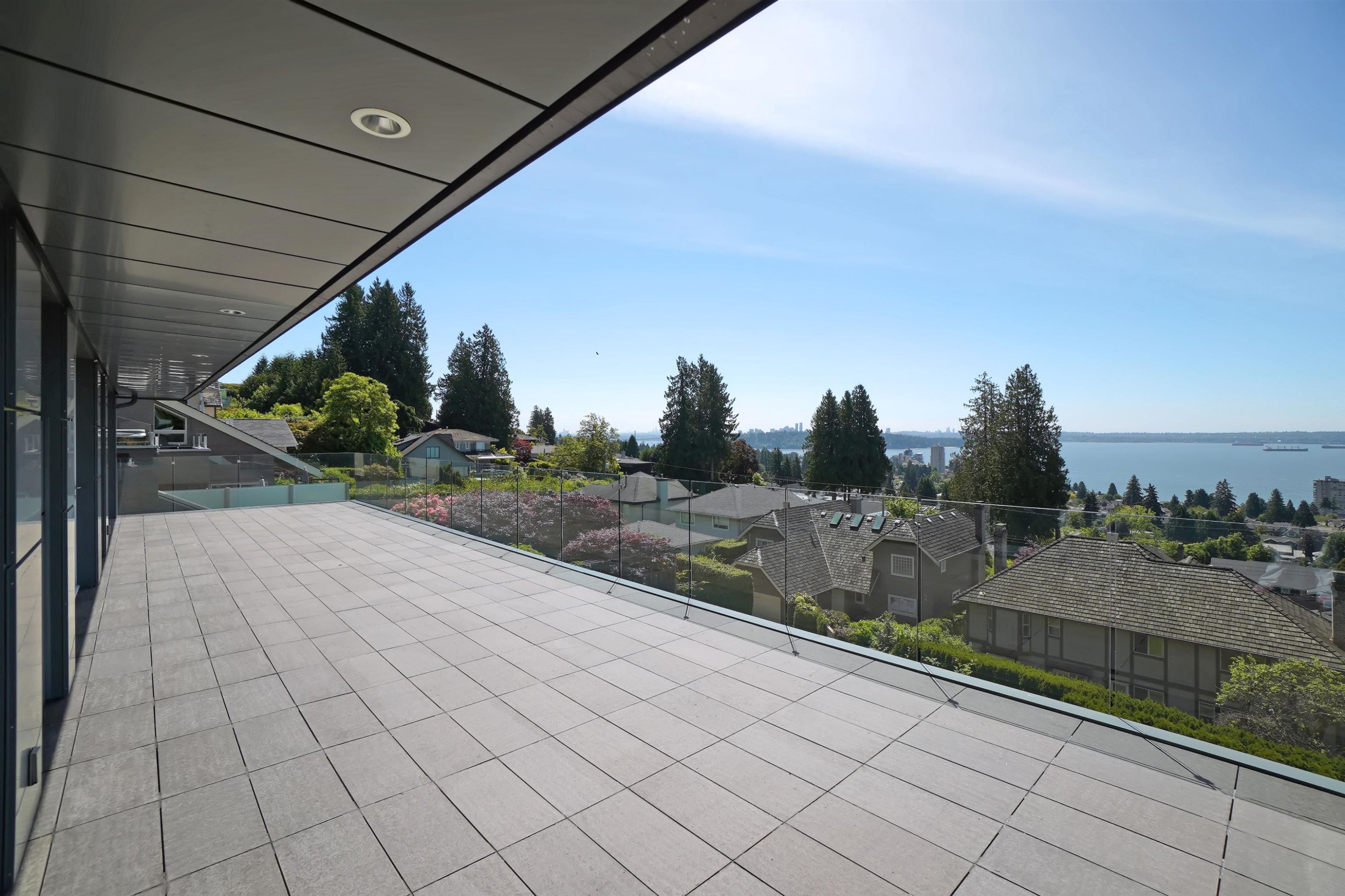 2370 Palmerston Avenue, West Vancouver, BC