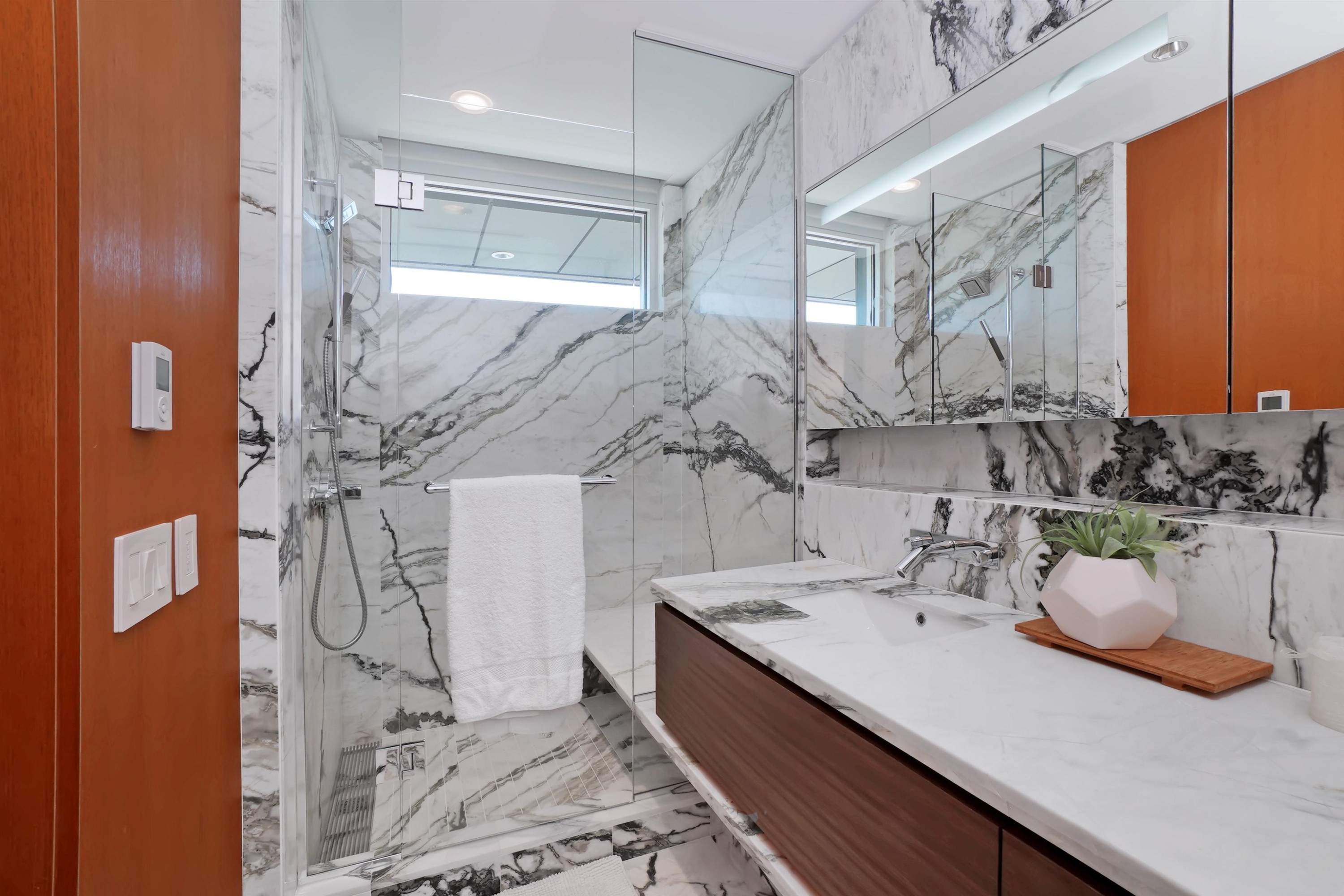 2370 Palmerston Avenue, West Vancouver, BC