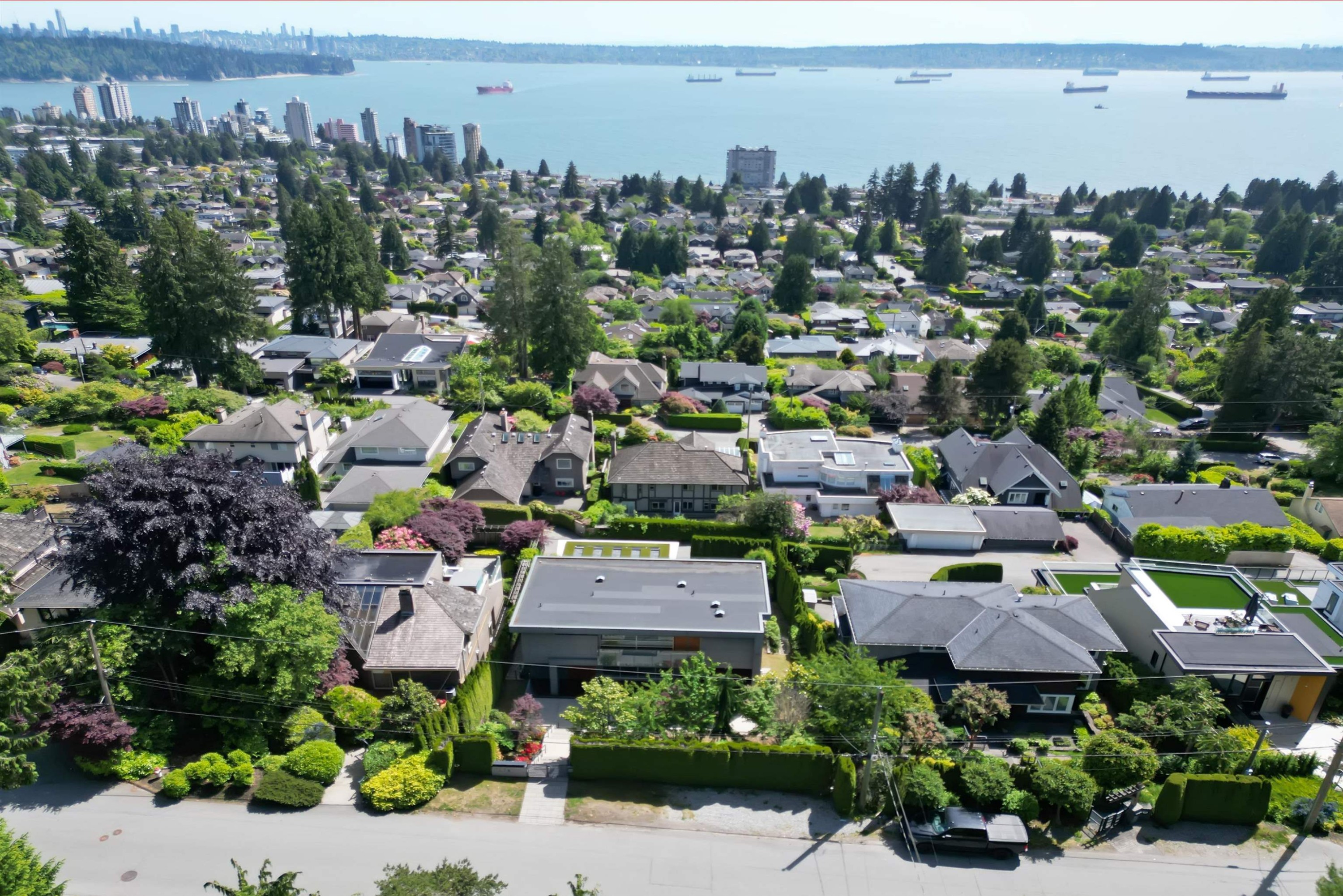 2370 Palmerston Avenue, West Vancouver, BC