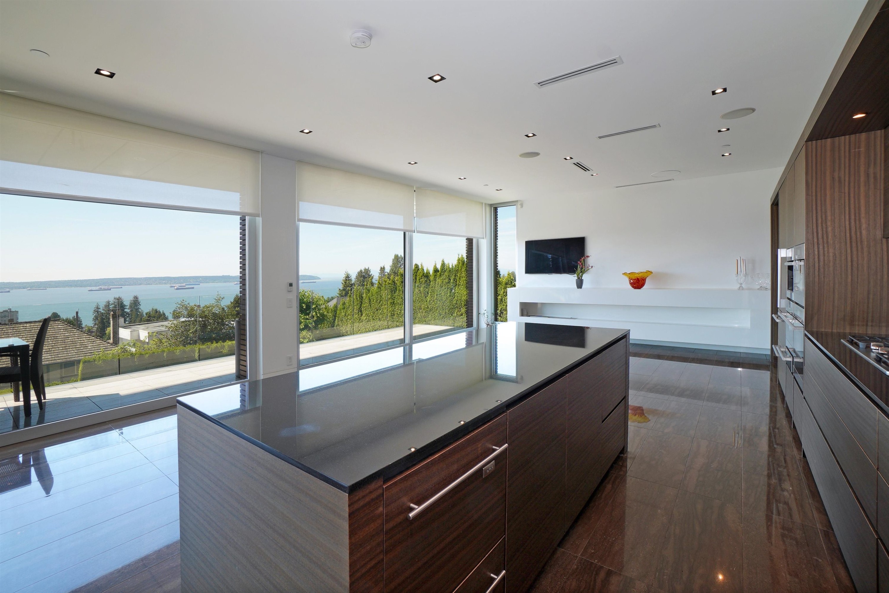 2370 Palmerston Avenue, West Vancouver, BC