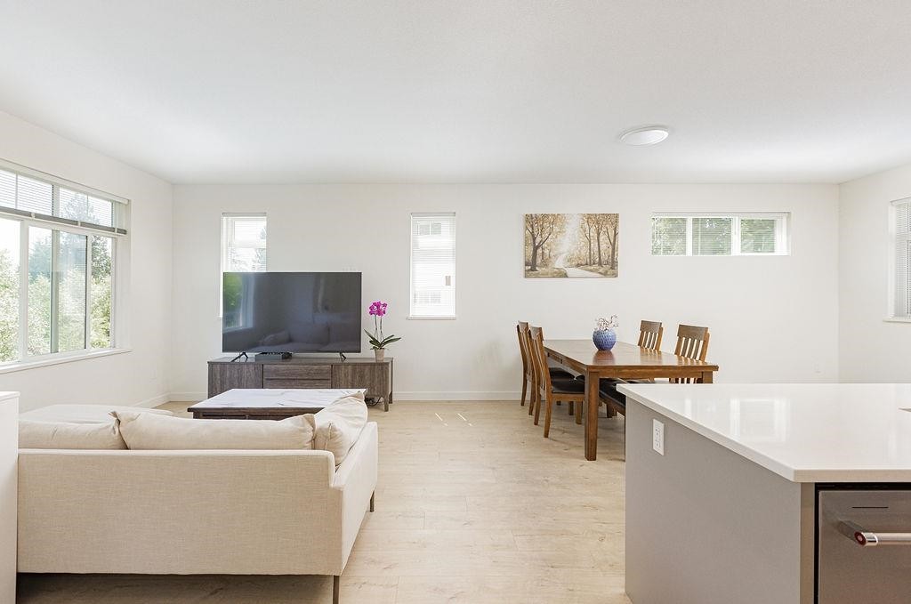 124-1225 Mitchell Street, Coquitlam, BC