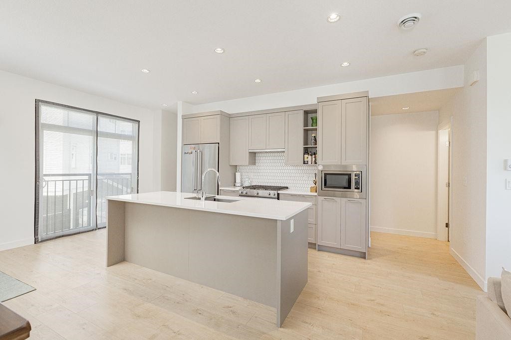 124-1225 Mitchell Street, Coquitlam, BC