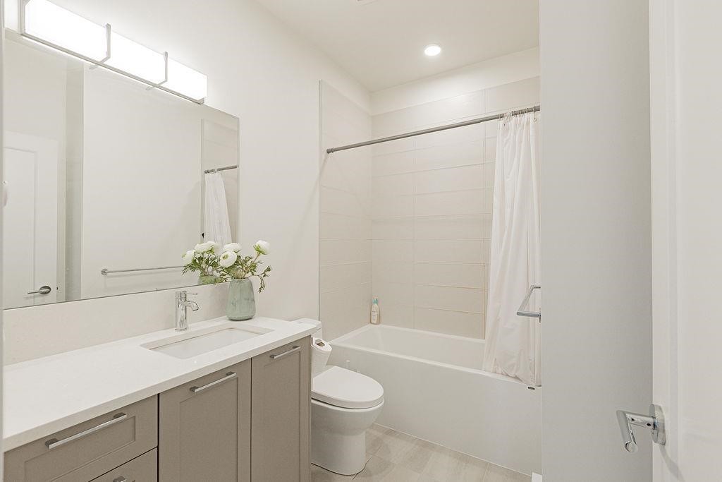 124-1225 Mitchell Street, Coquitlam, BC