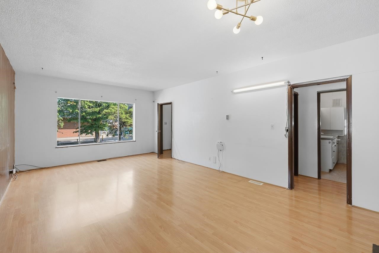 1016 18Th Avenue E, Vancouver, BC