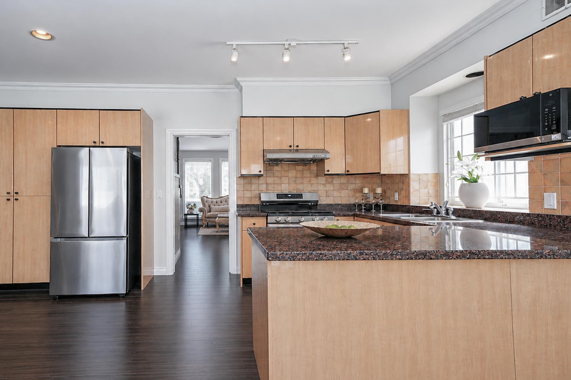 6833 Barnard Drive, Richmond, BC