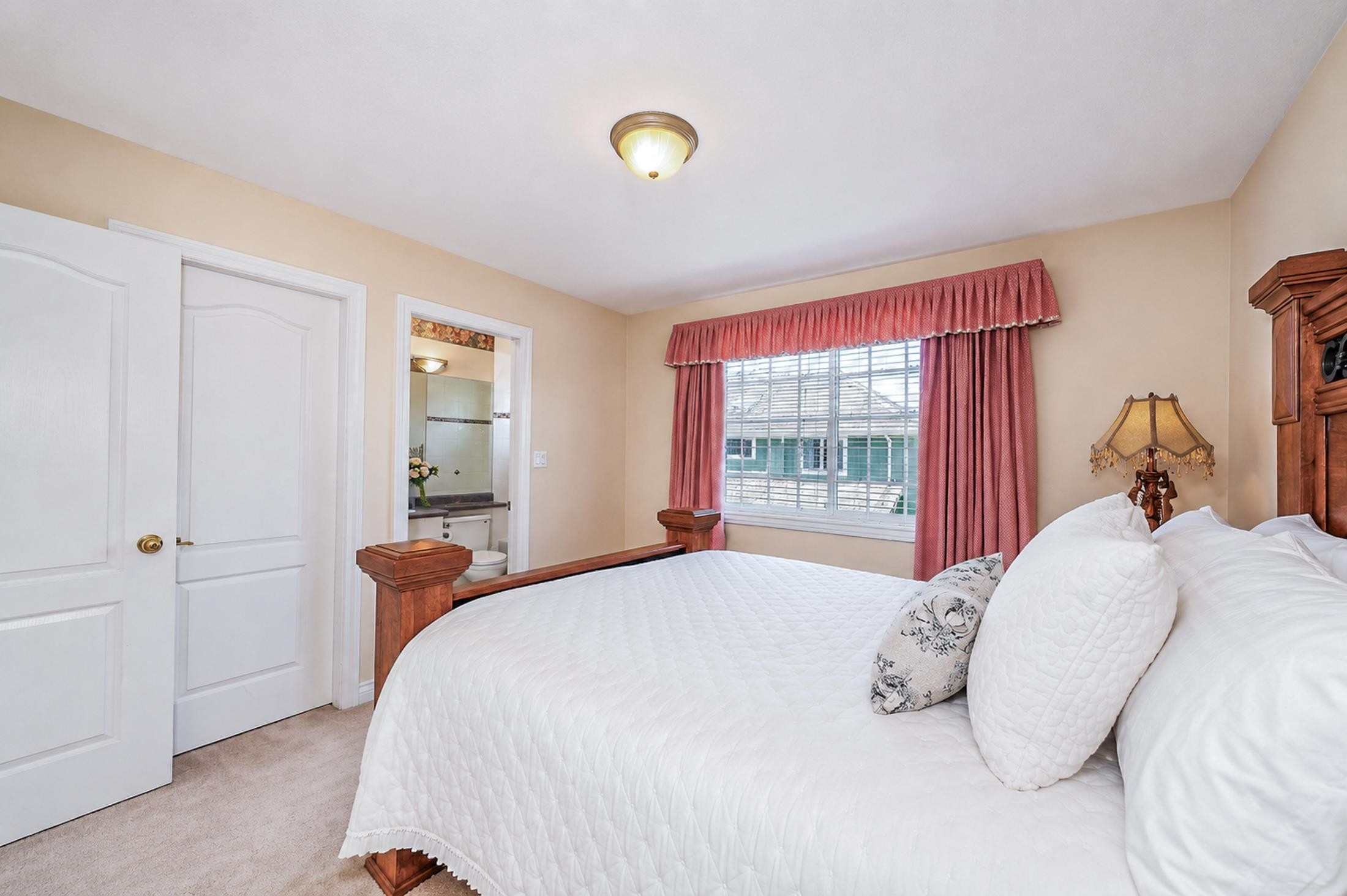 6833 Barnard Drive, Richmond, BC