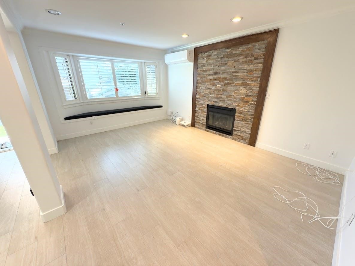 3488 30Th Avenue W, Vancouver, BC - Indoor Photo Showing Other Room With Fireplace