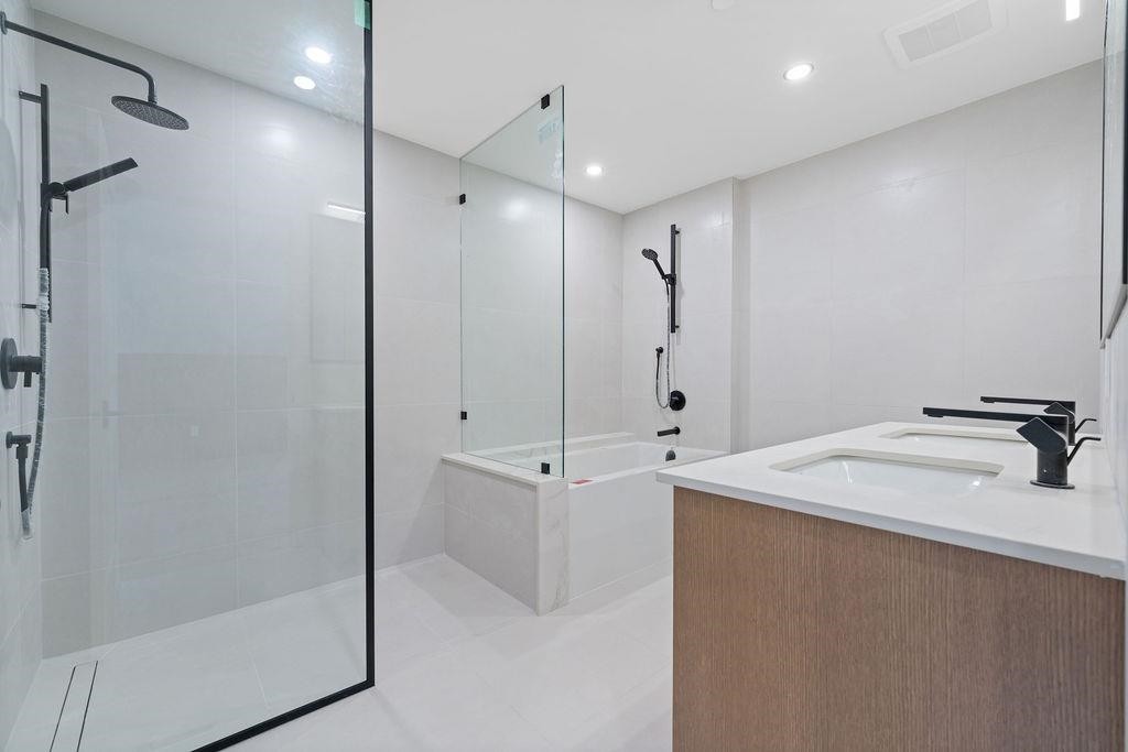 6841 Cypress Street, Vancouver, BC