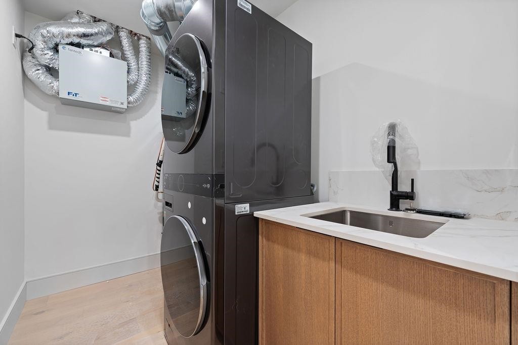 6841 Cypress Street, Vancouver, BC