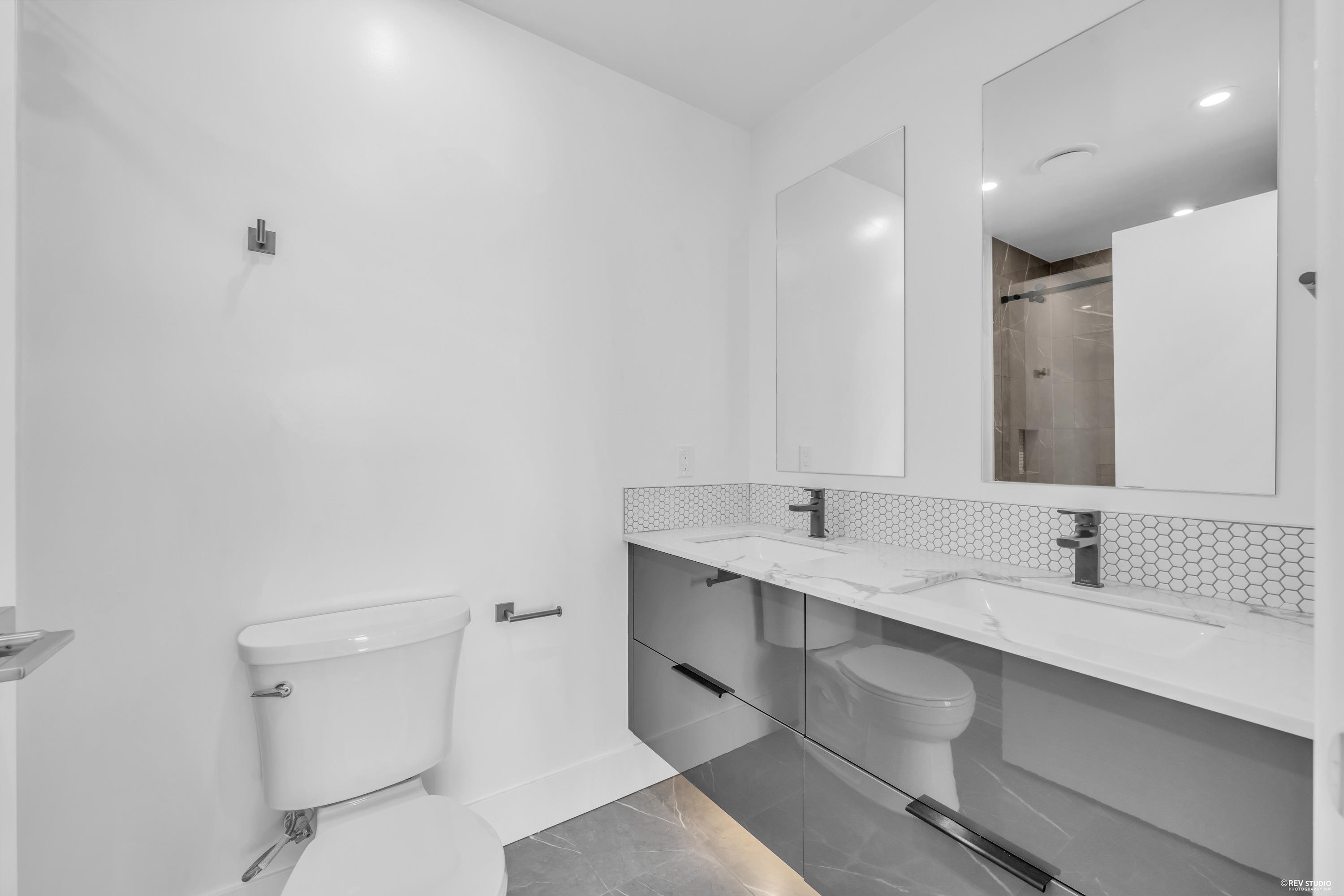 2260 1St Avenue E, Vancouver, BC