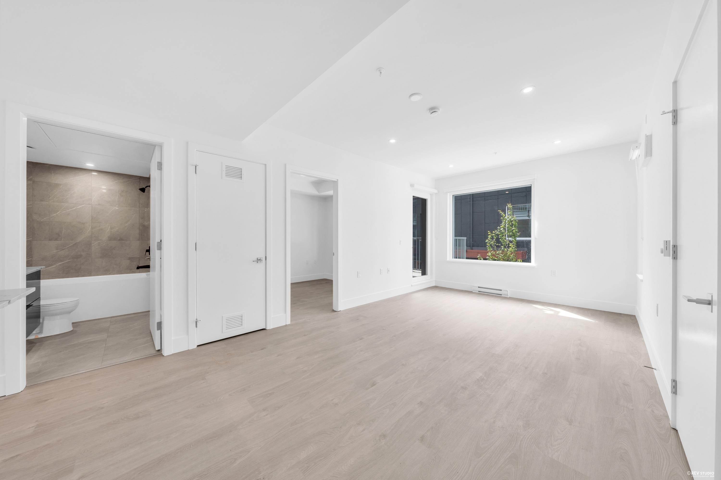 2260 1St Avenue E, Vancouver, BC