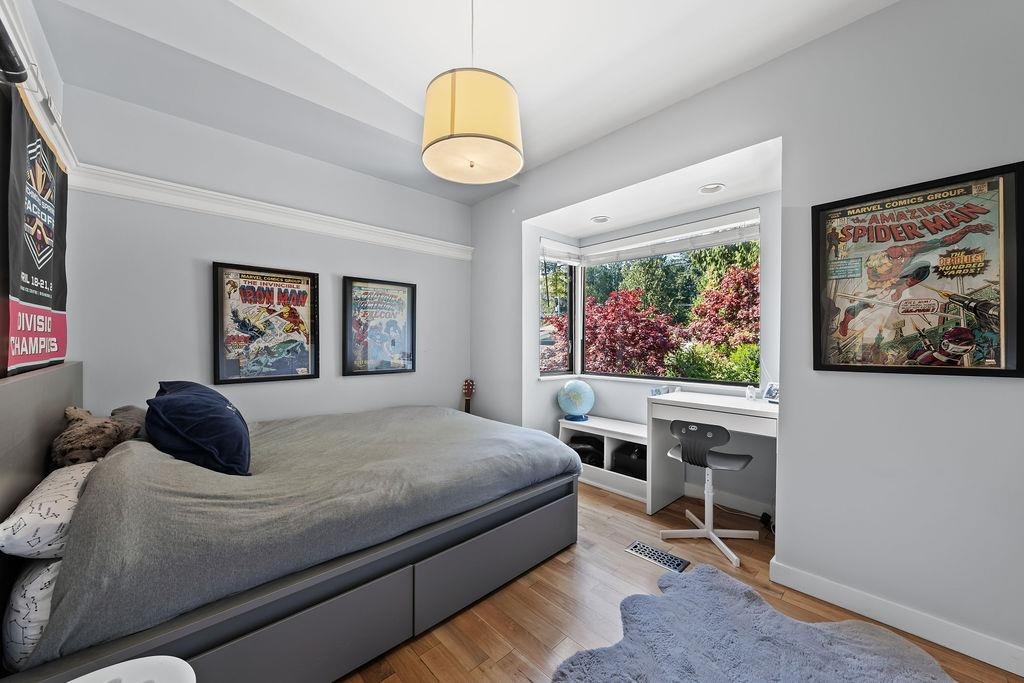 1098 Linnae Avenue, North Vancouver, BC